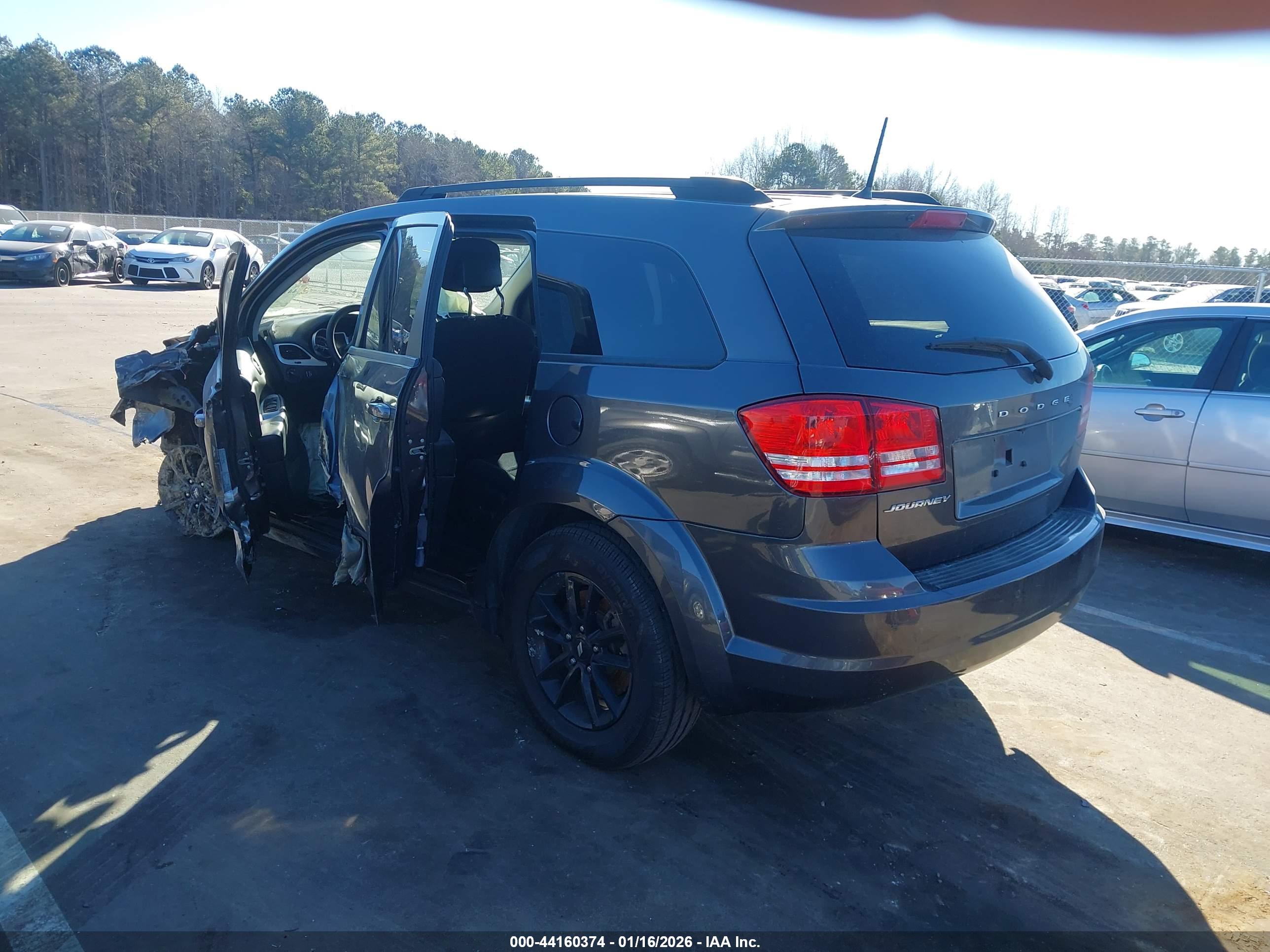 DODGE JOURNEY image 3