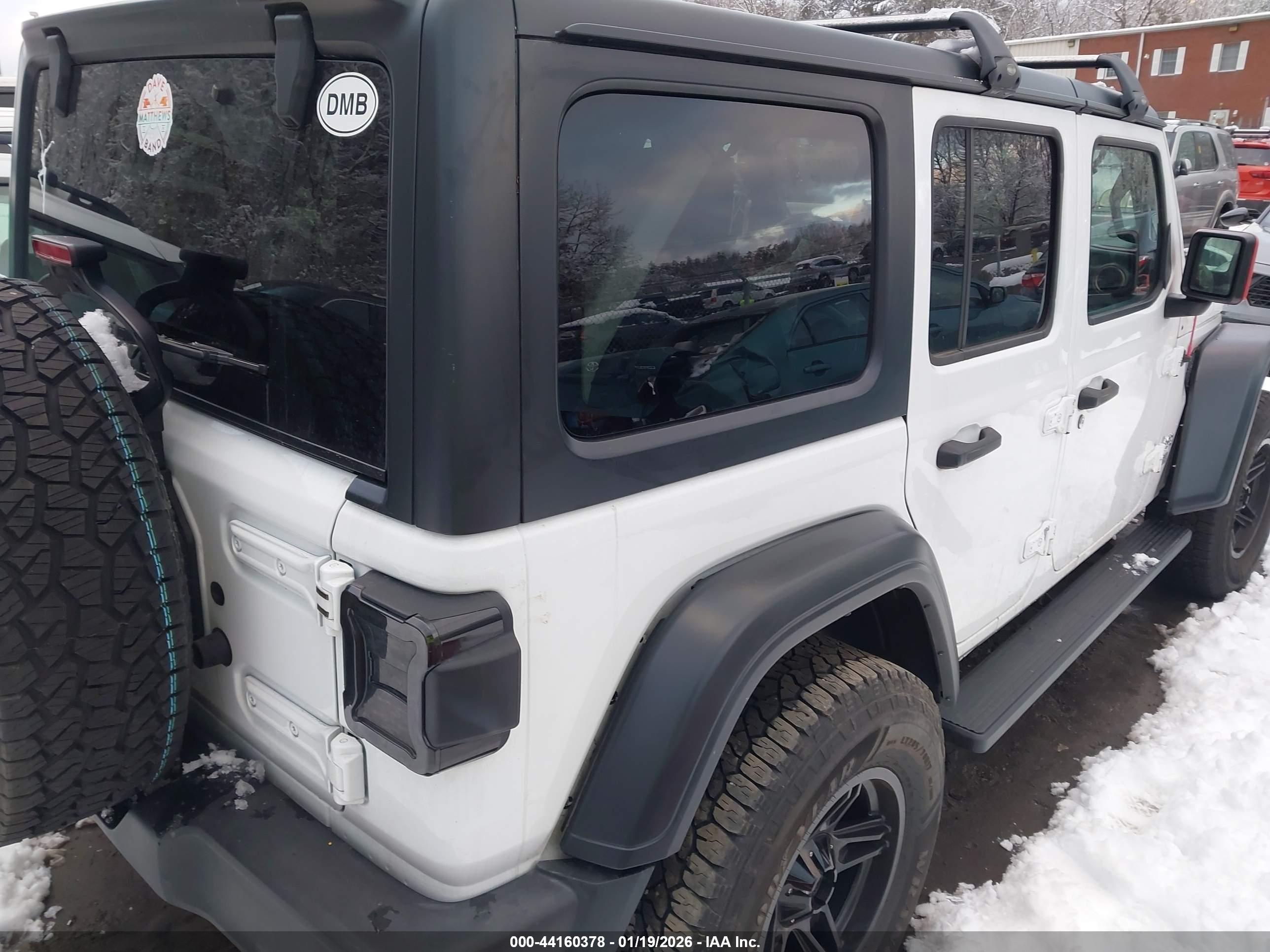 JEEP WRANGLER image 4