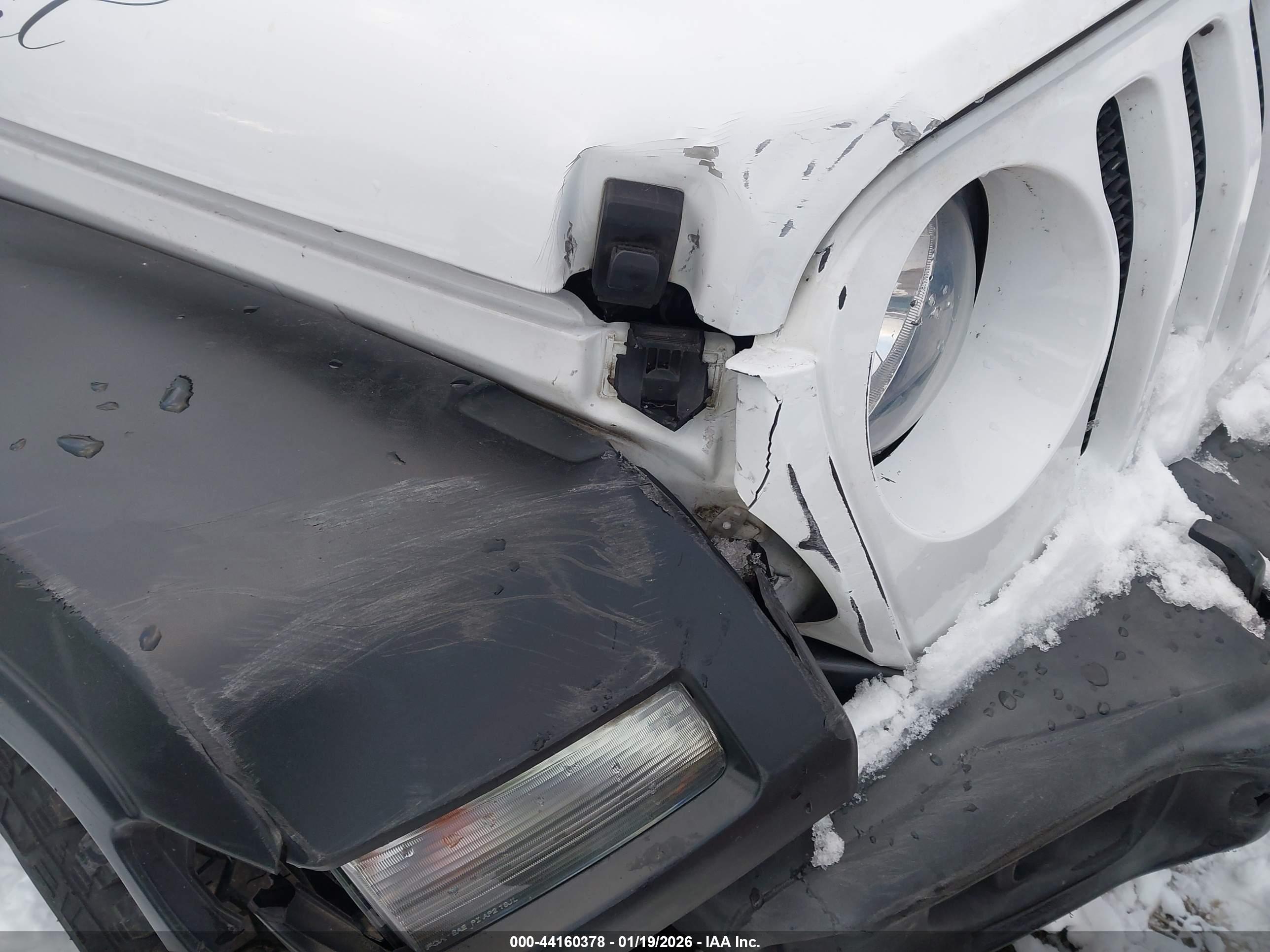 JEEP WRANGLER image 6