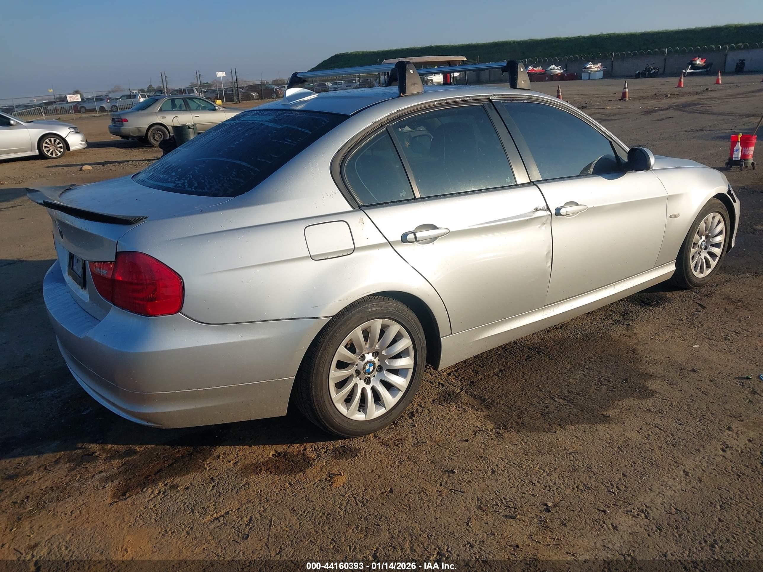 BMW 328I image 4