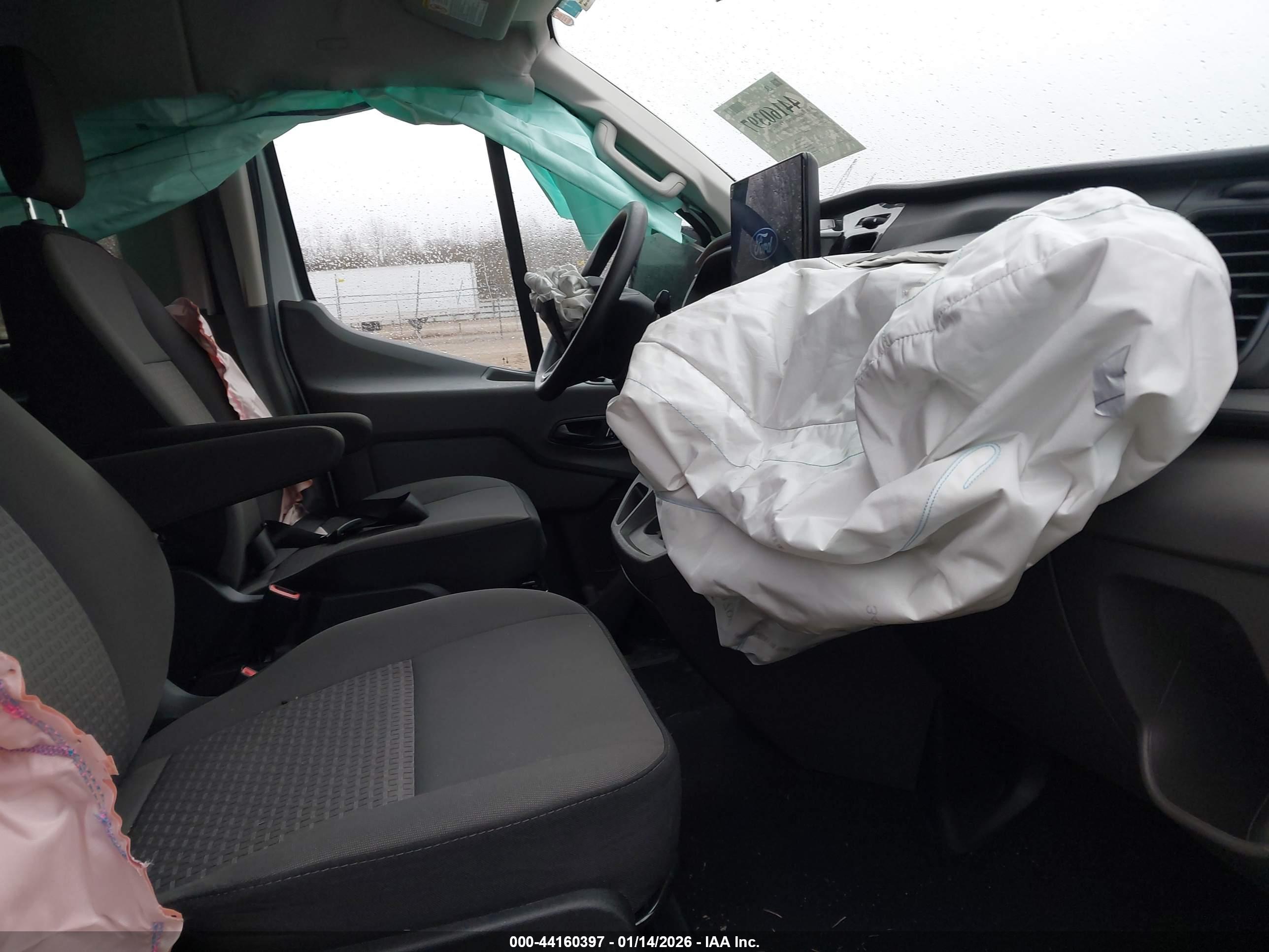 FORD TRANSIT-350 image 5