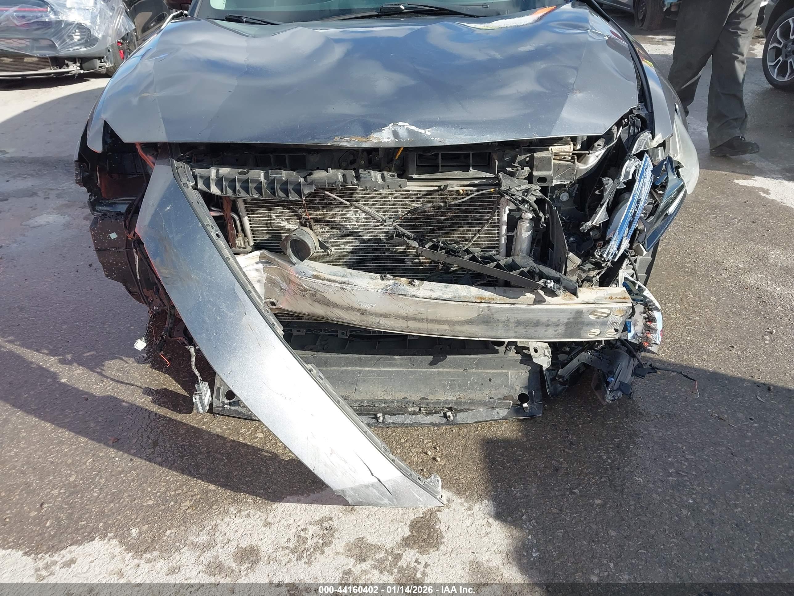 NISSAN MAXIMA image 6