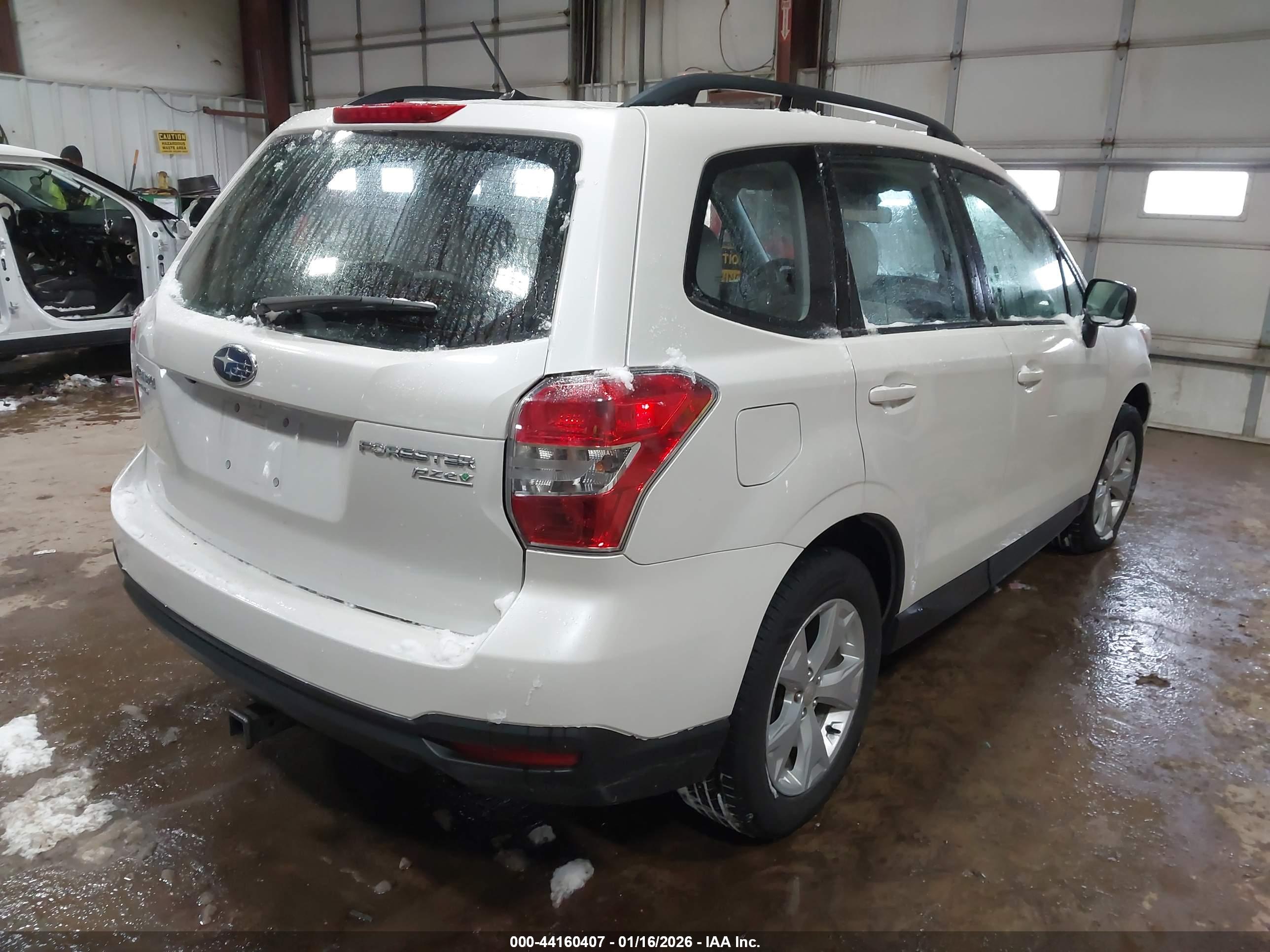SUBARU FORESTER image 4