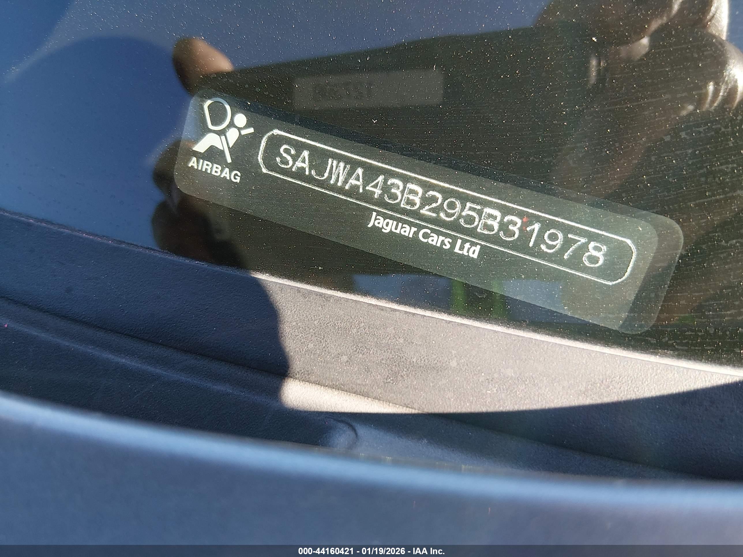 JAGUAR XK image 9