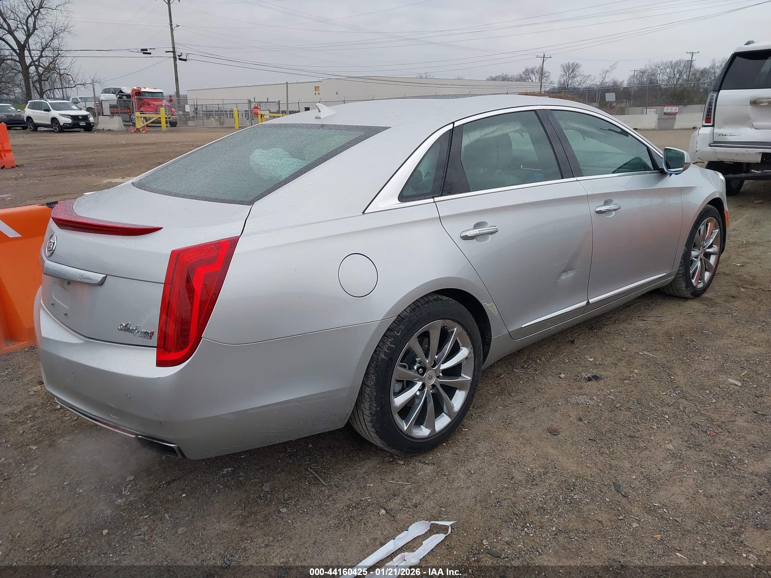 CADILLAC XTS image 4