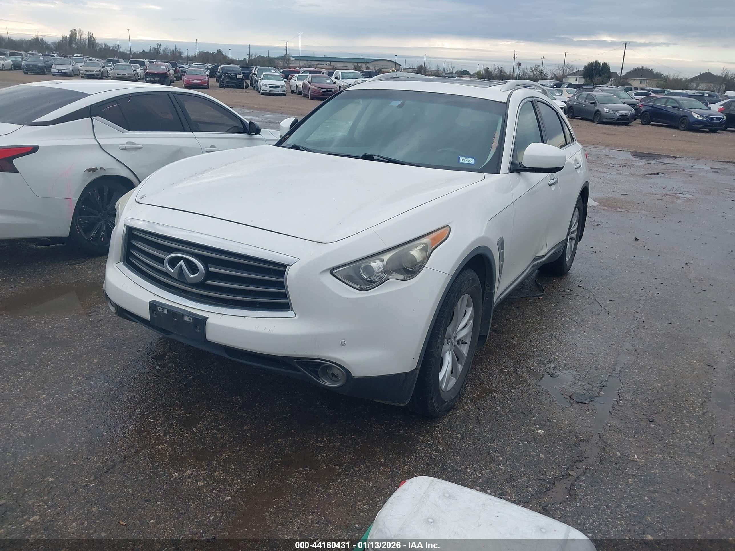 INFINITI FX37 image 2