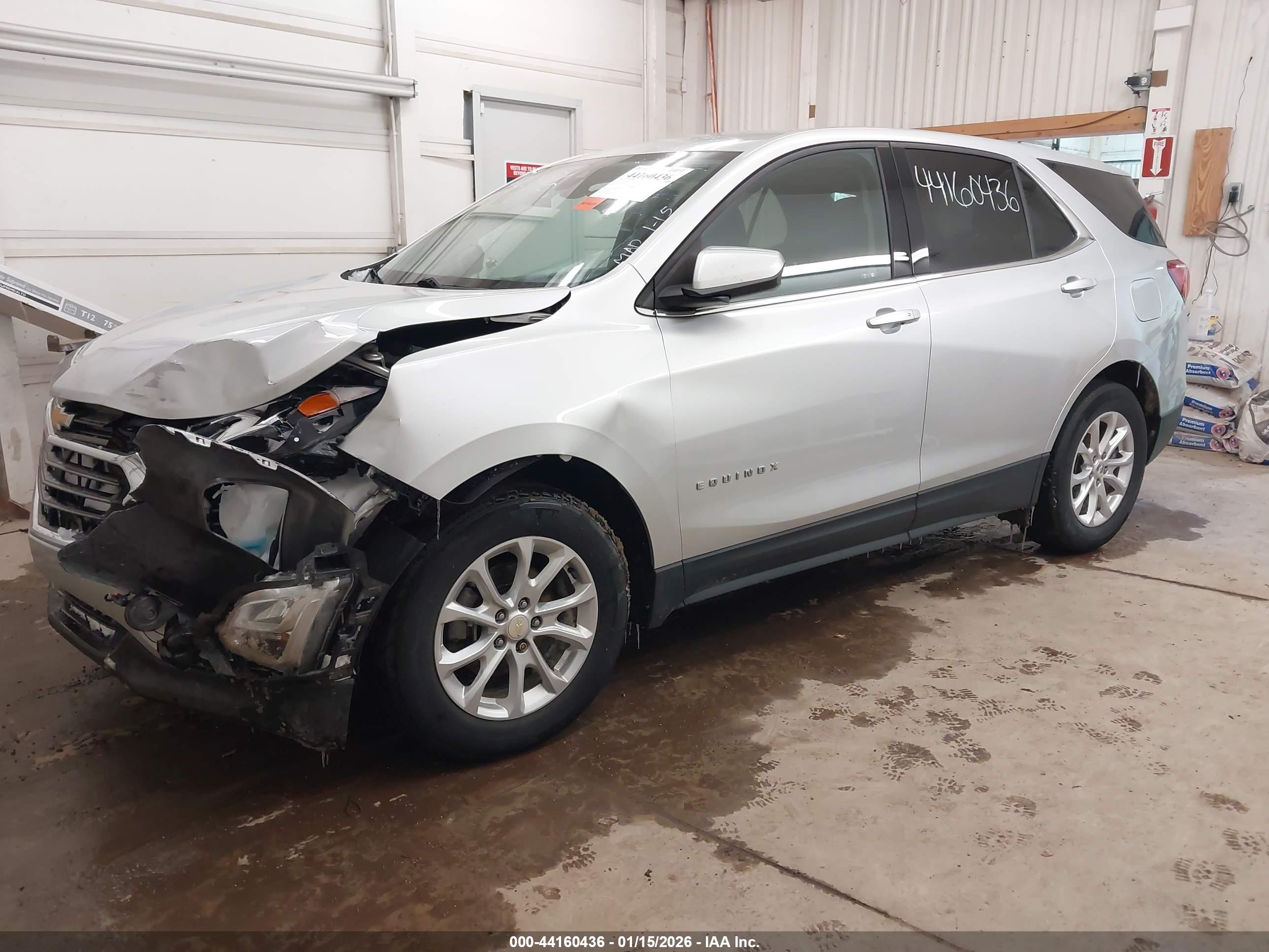 CHEVROLET EQUINOX image 2