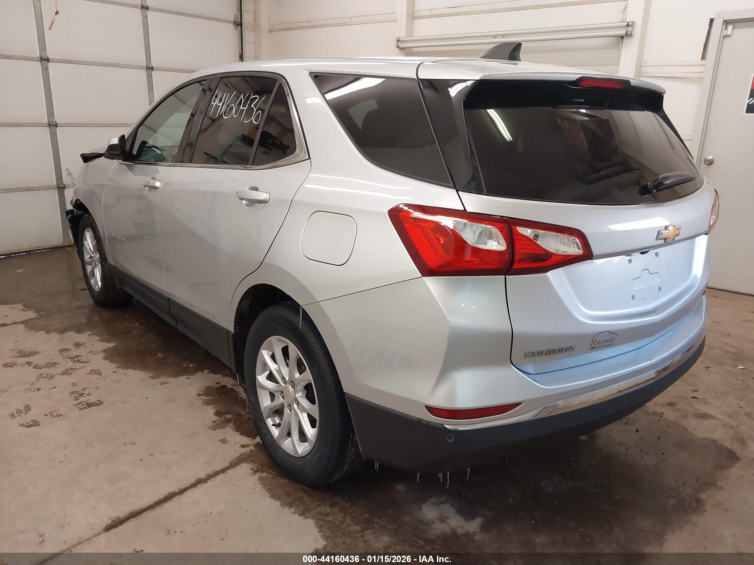 CHEVROLET EQUINOX image 3