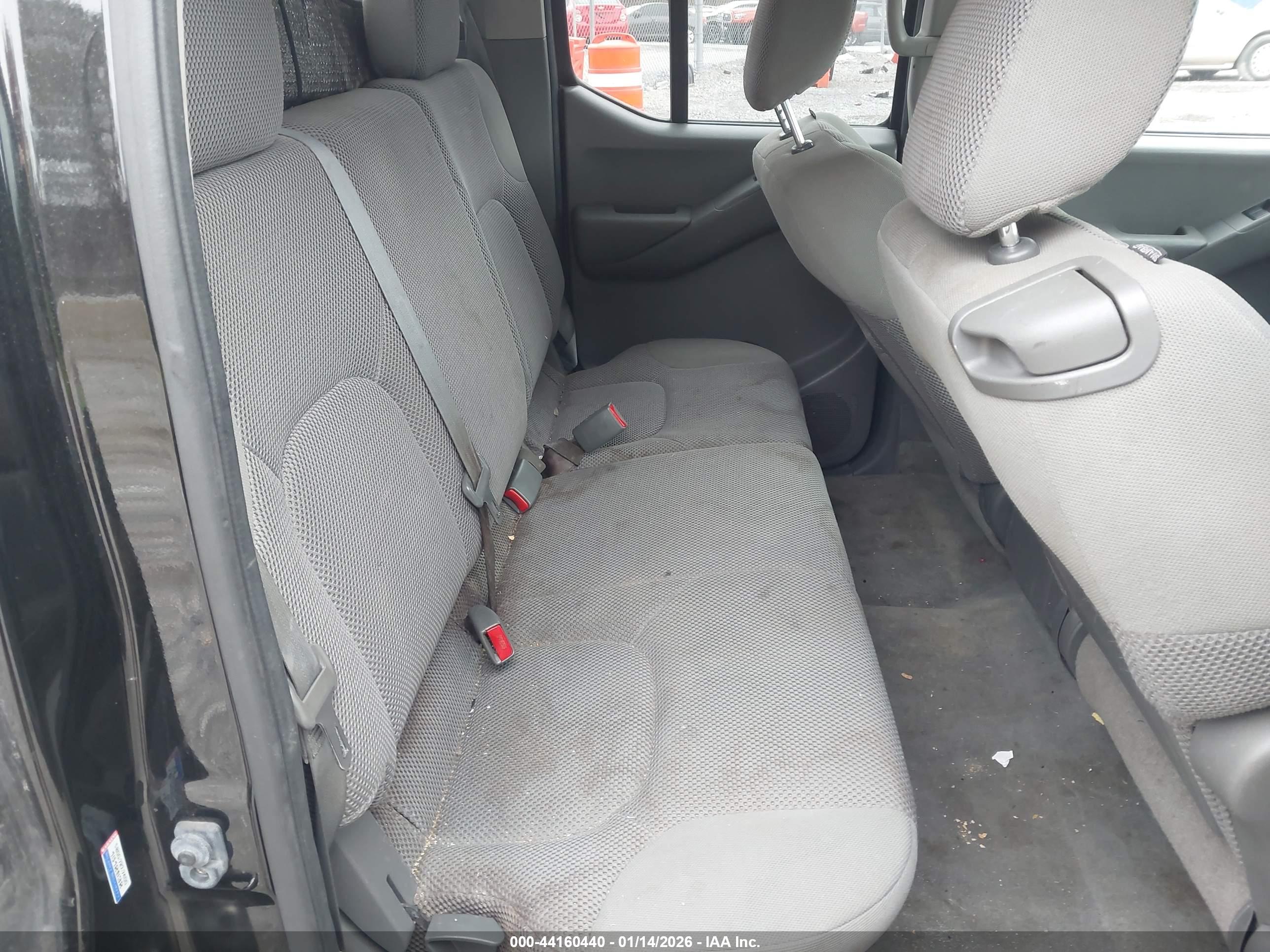 NISSAN FRONTIER image 8