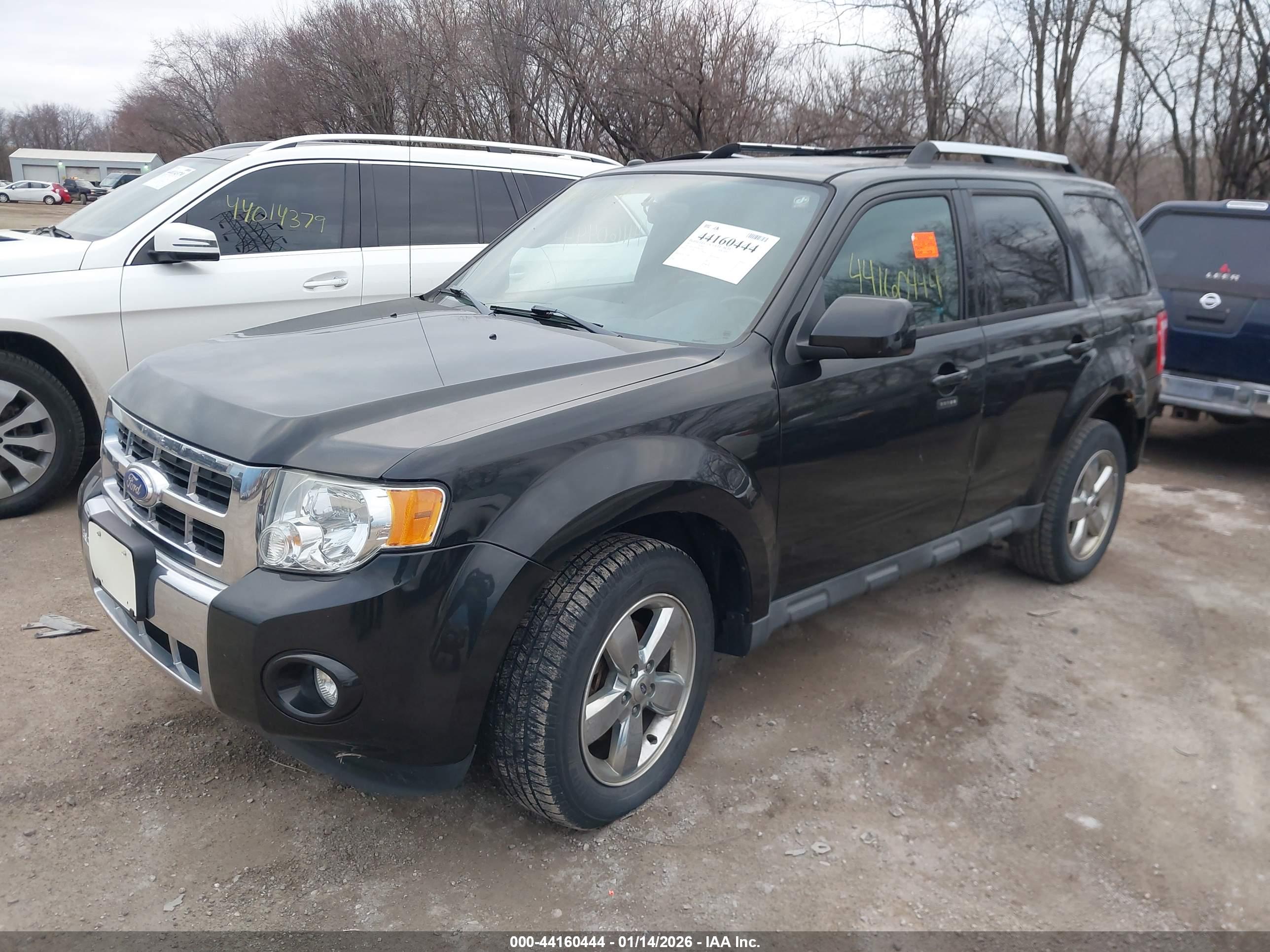 FORD ESCAPE image 2
