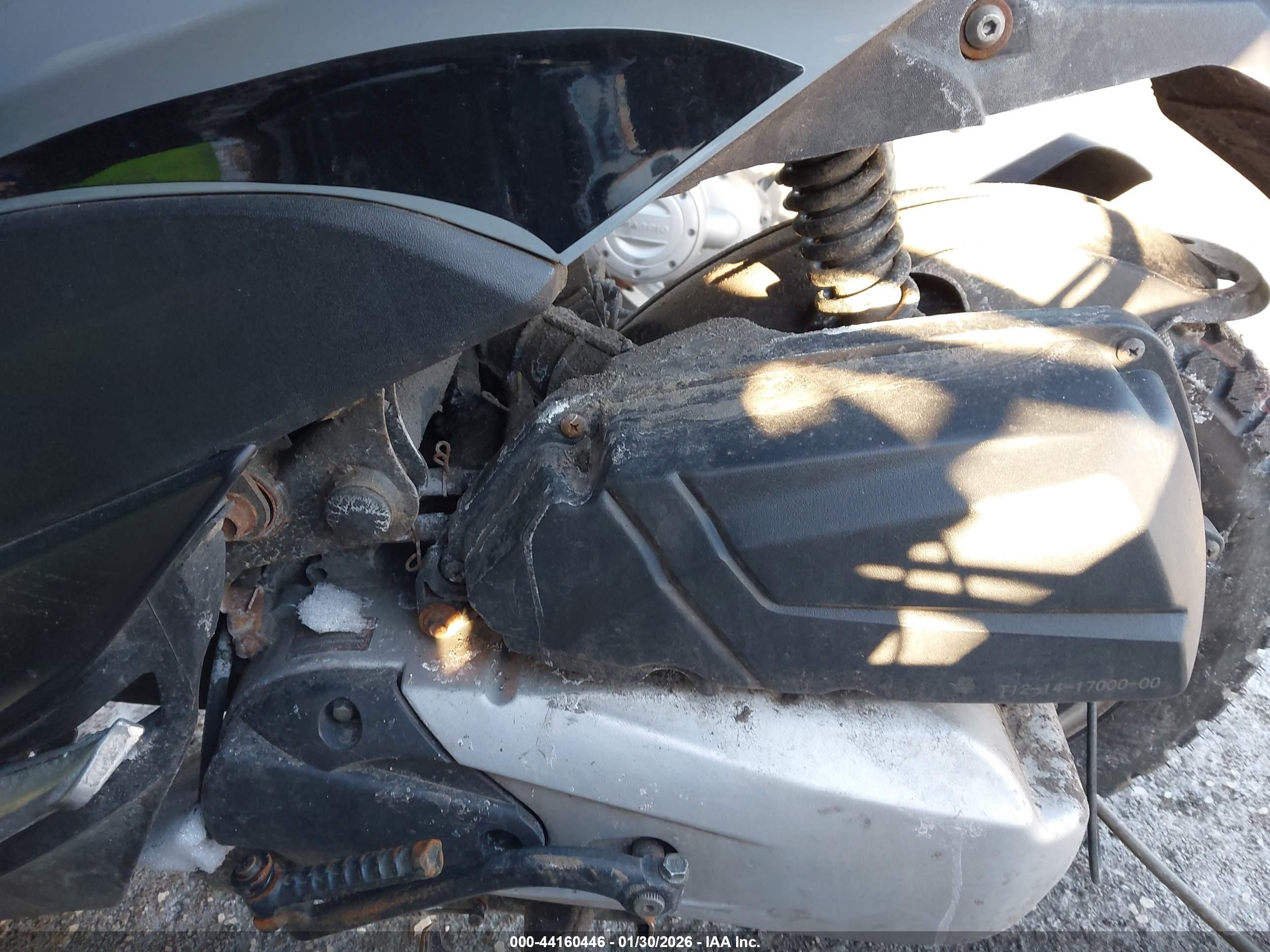 KAWASAKI BN125 image 9
