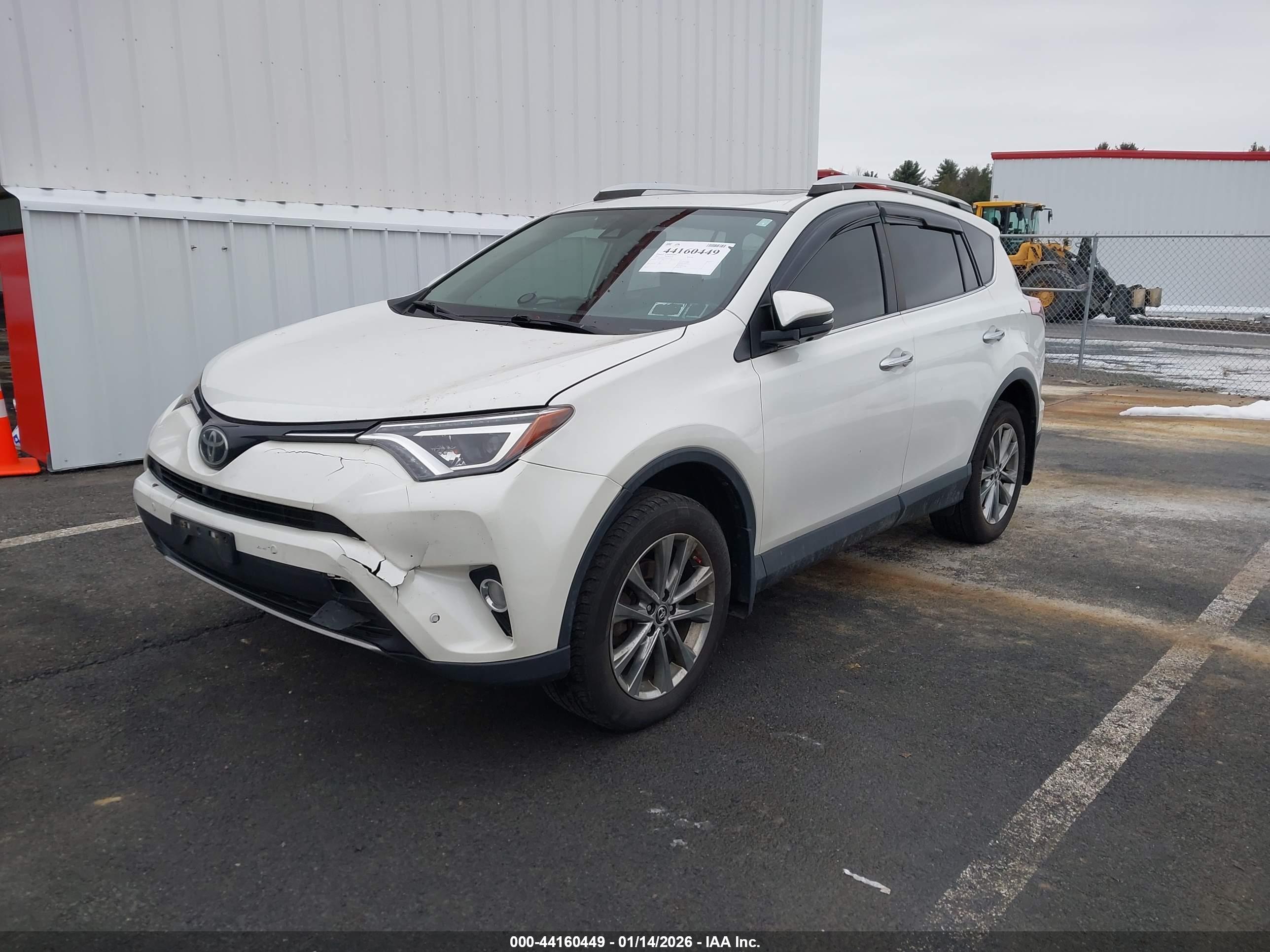 TOYOTA RAV4 image 2
