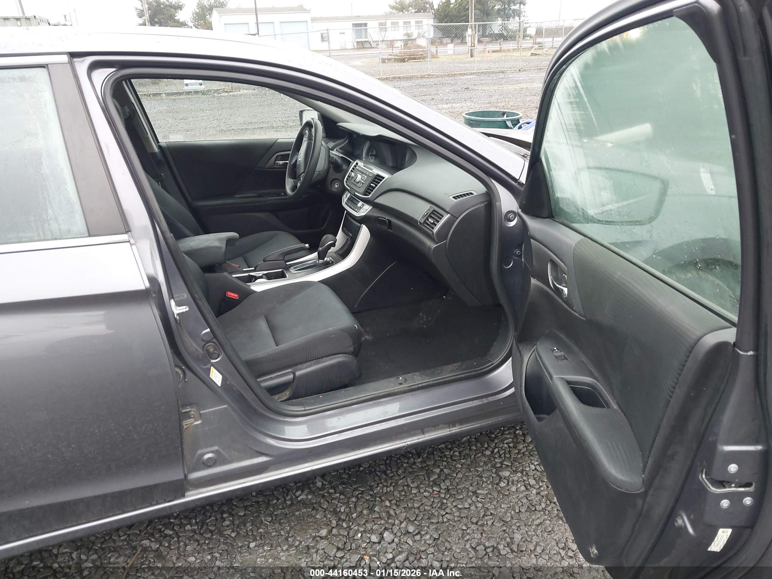 HONDA ACCORD image 5