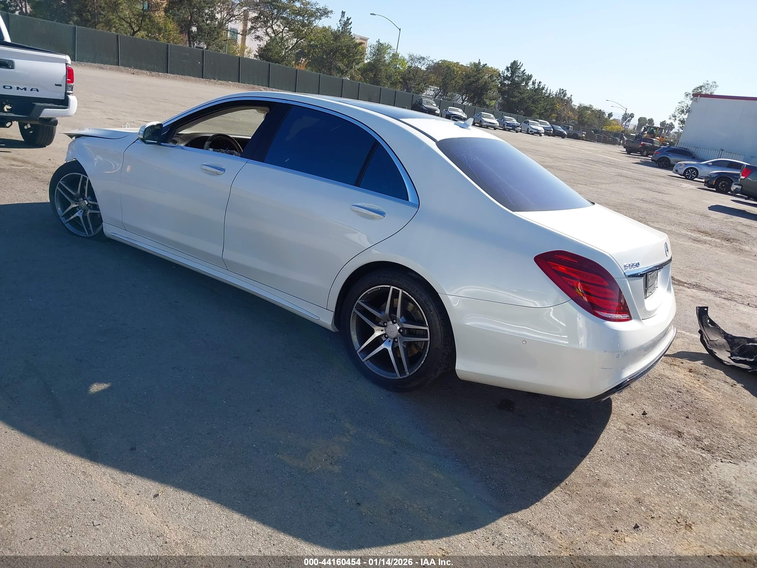 MERCEDES-BENZ S image 3