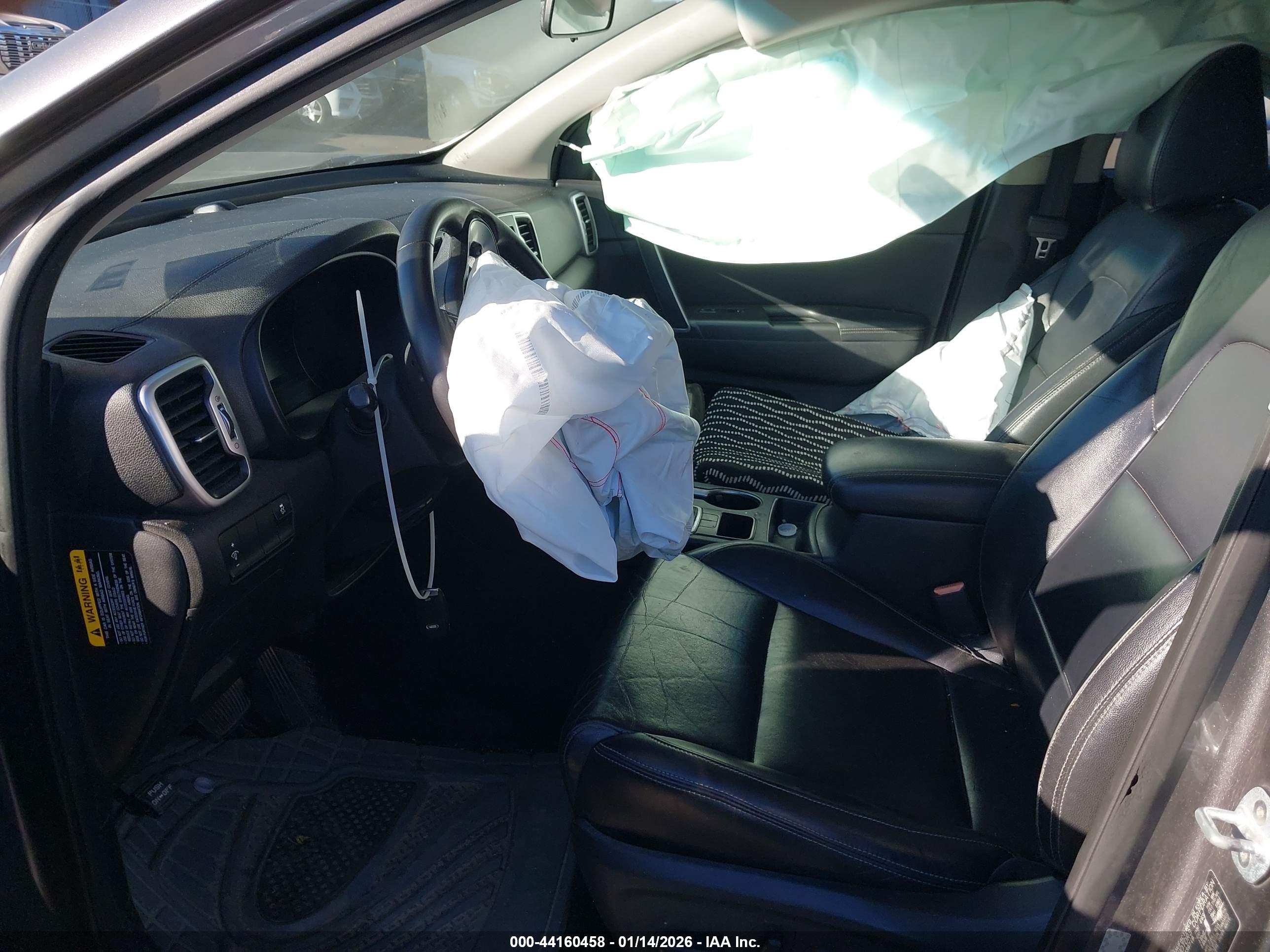 KIA SPORTAGE image 5