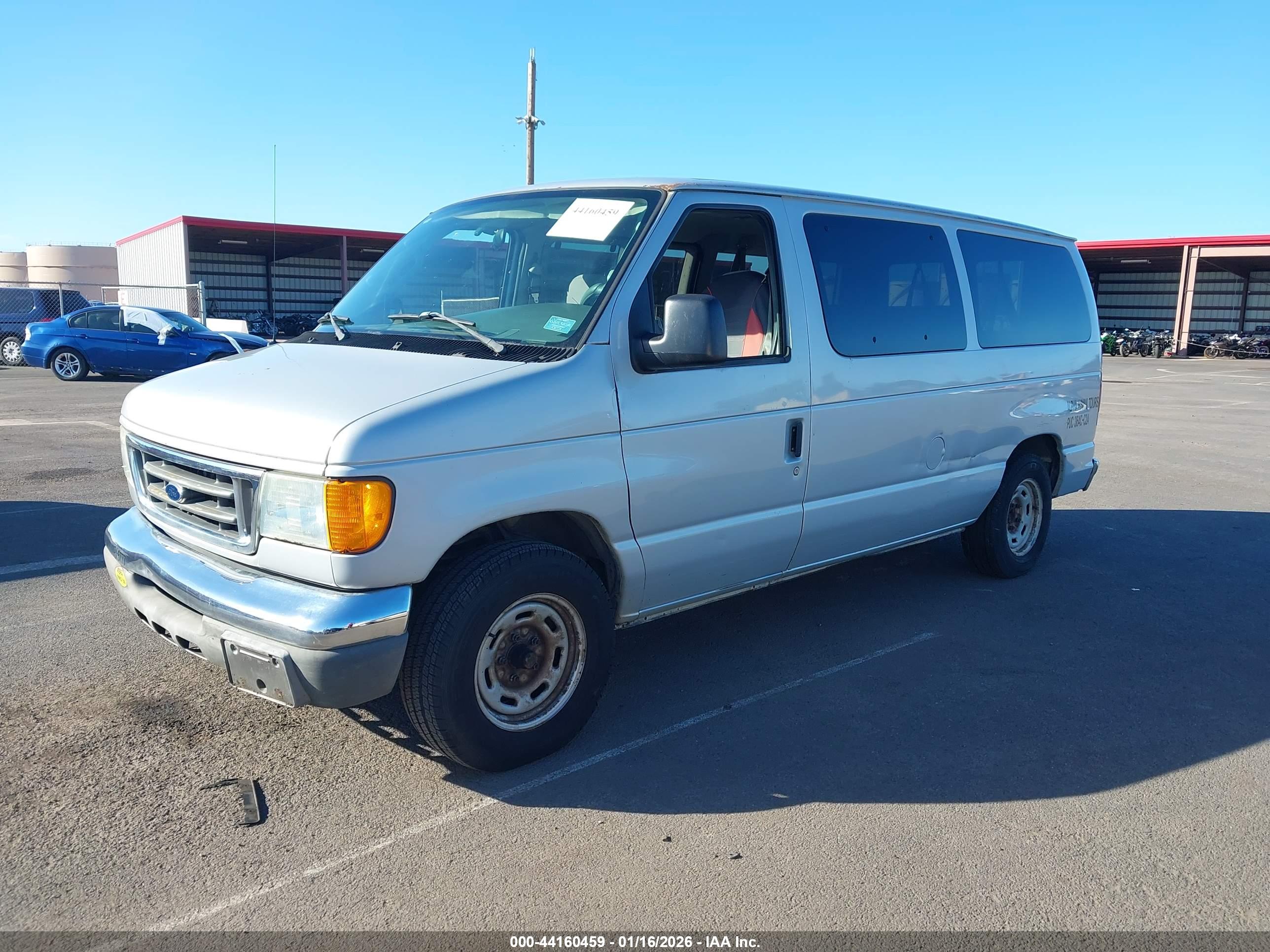 FORD E-150 image 2
