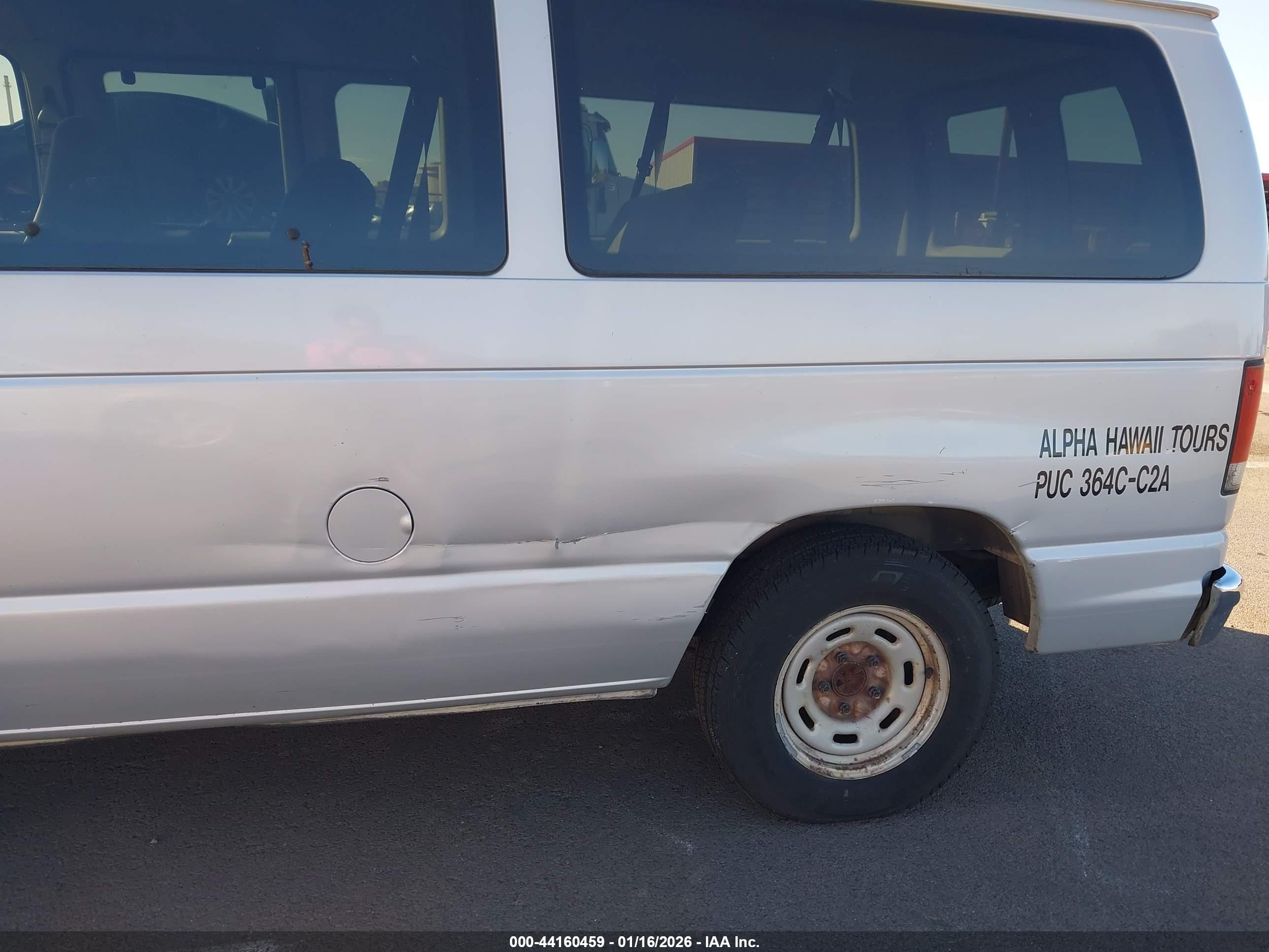 FORD E-150 image 6