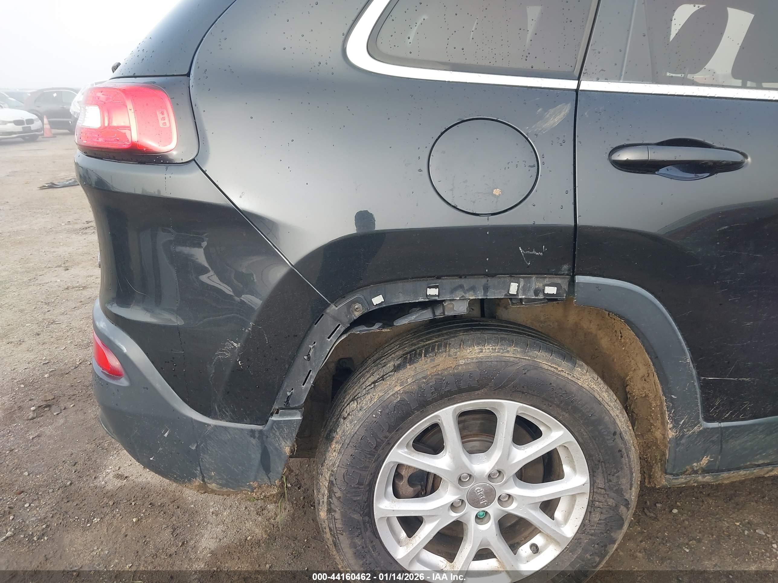 JEEP CHEROKEE image 6
