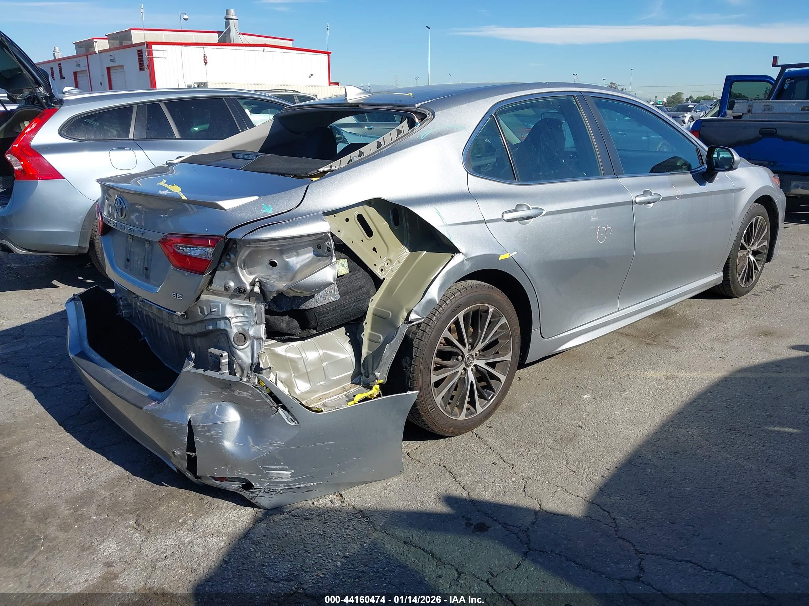 TOYOTA CAMRY image 4