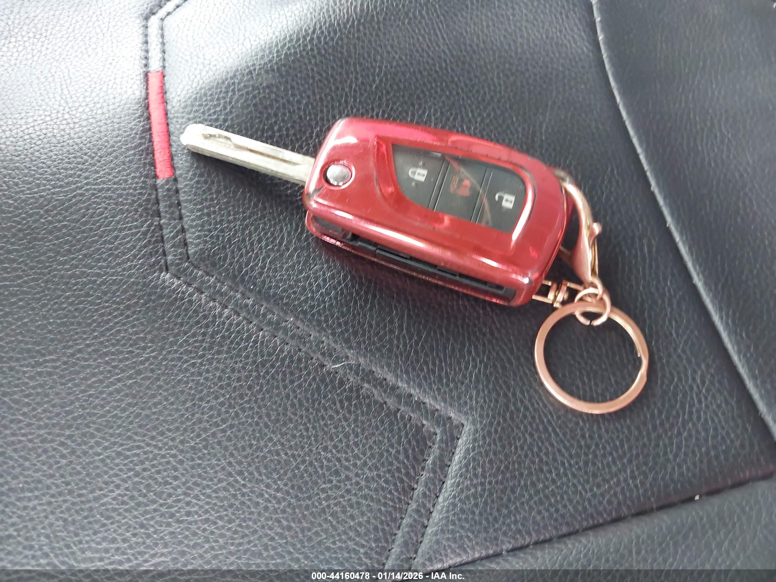 TOYOTA RAV4 image 11