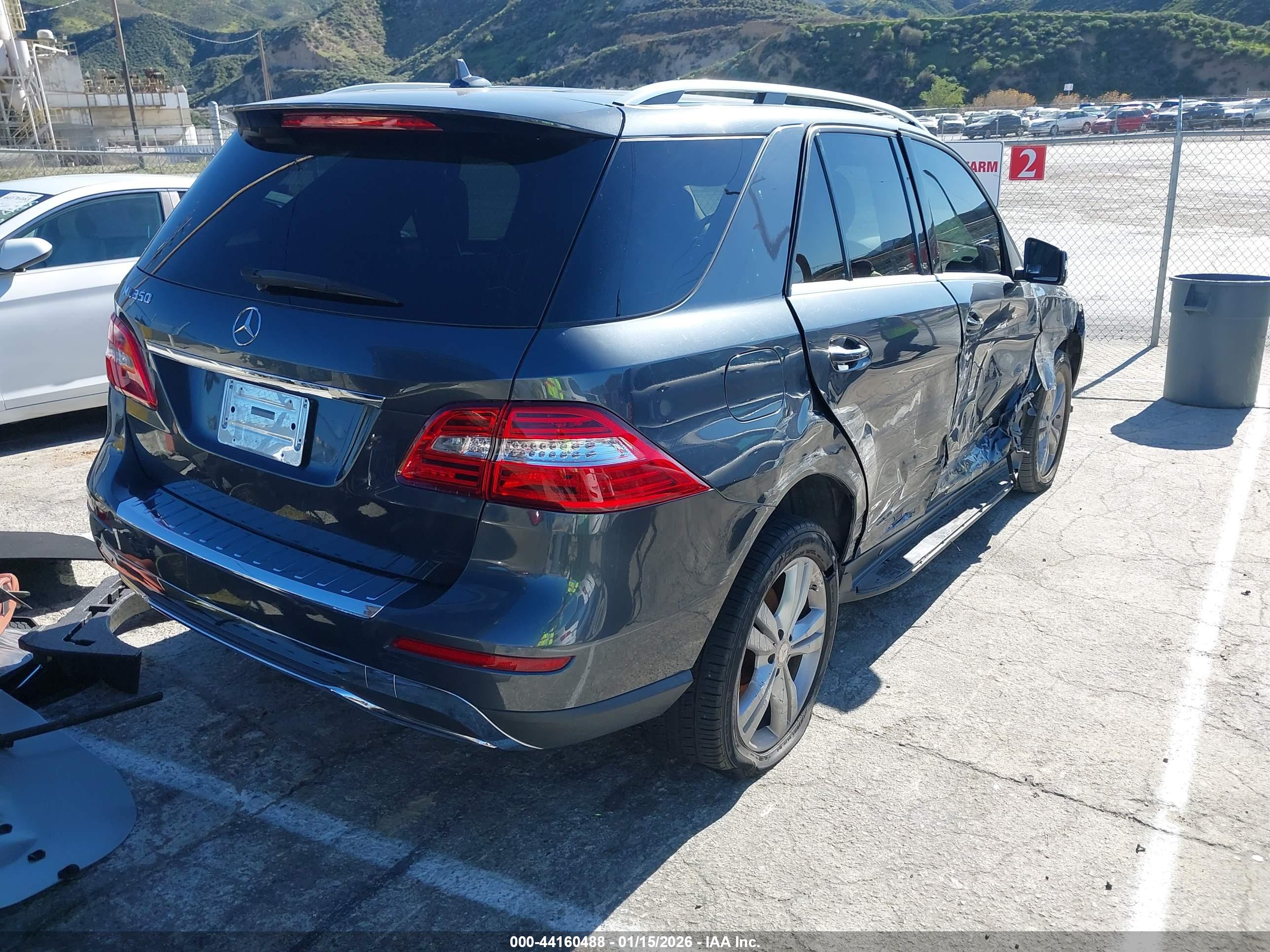 MERCEDES-BENZ ML image 4