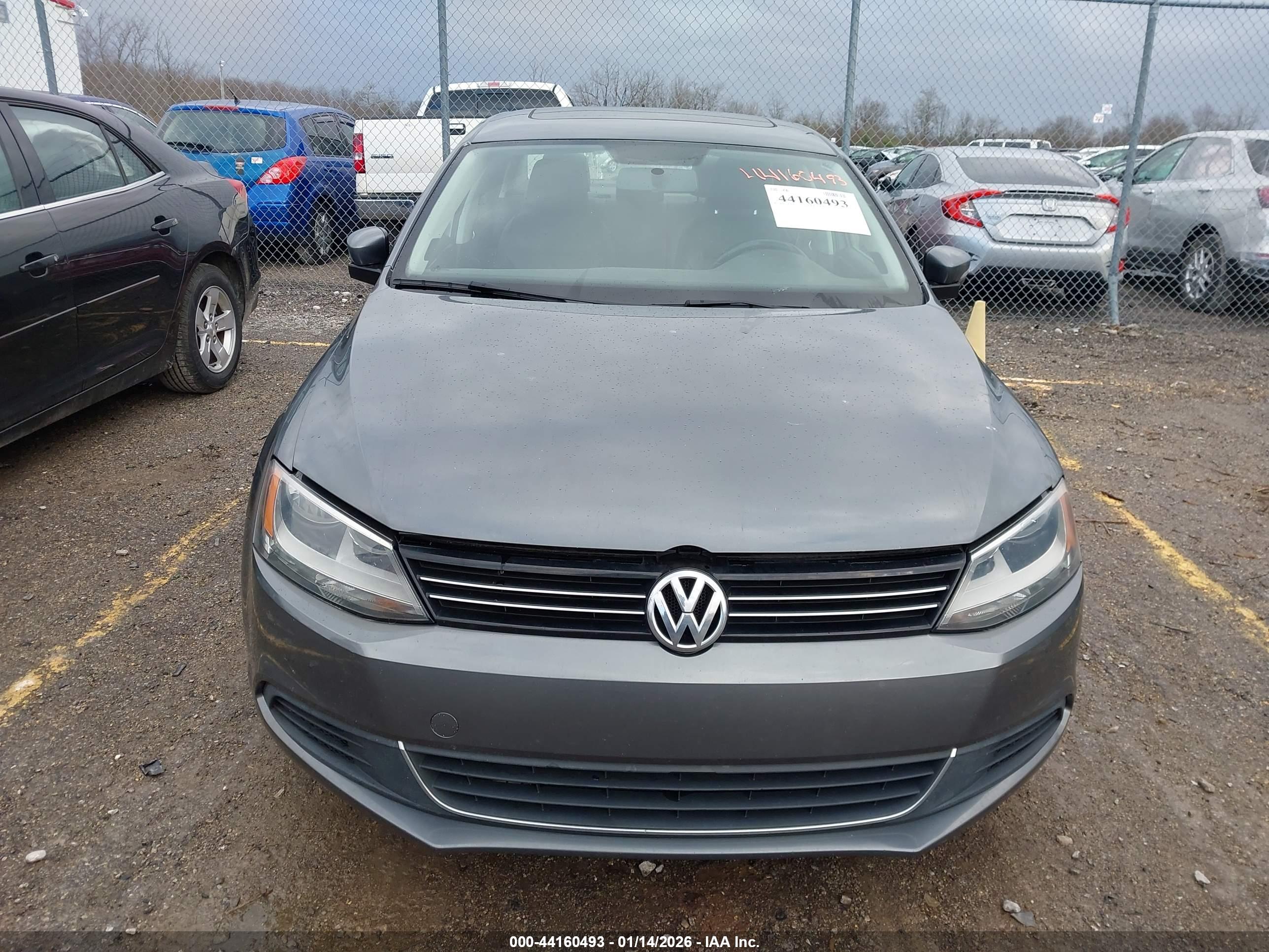 VOLKSWAGEN JETTA image 6