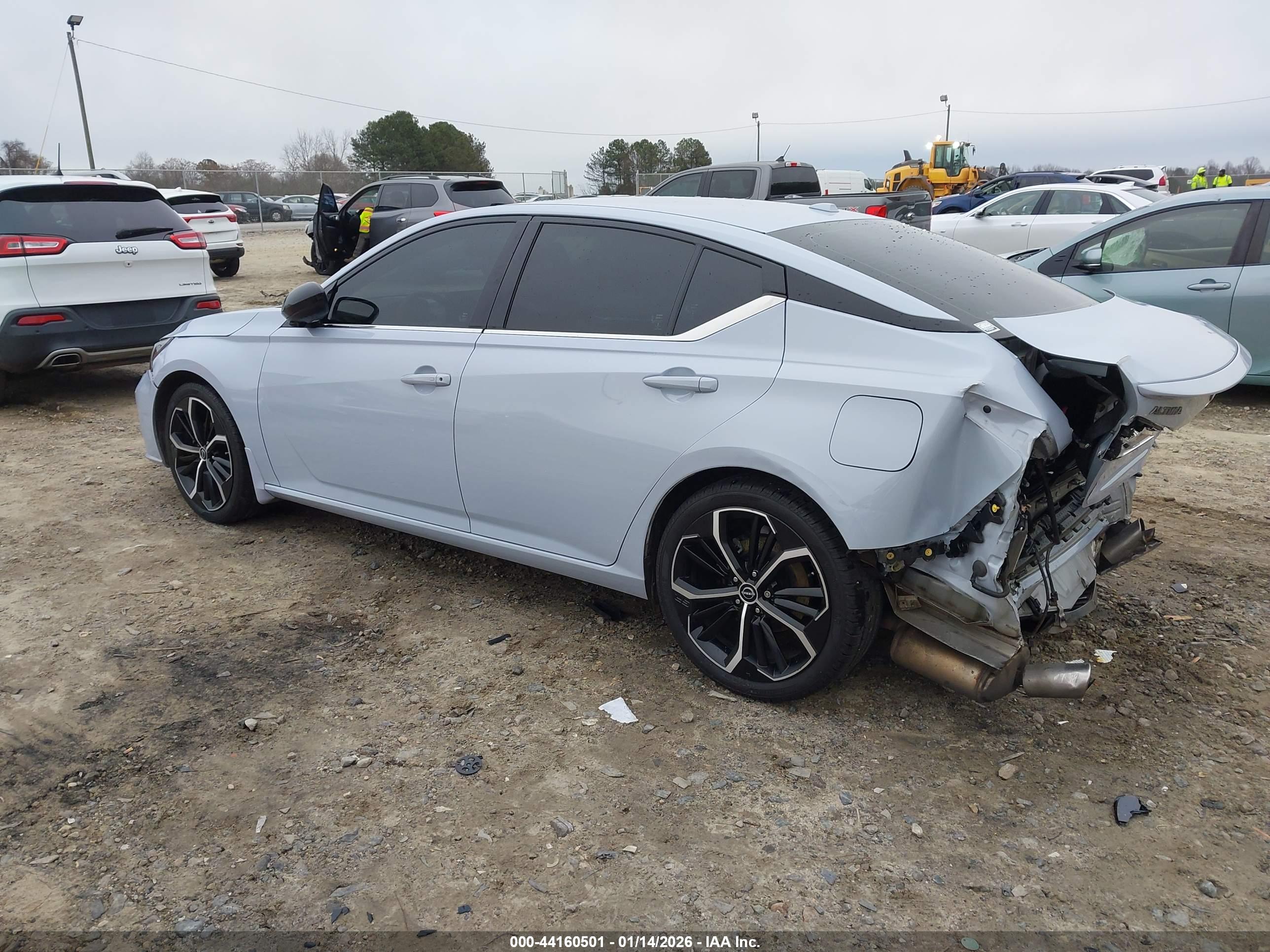 NISSAN ALTIMA image 3