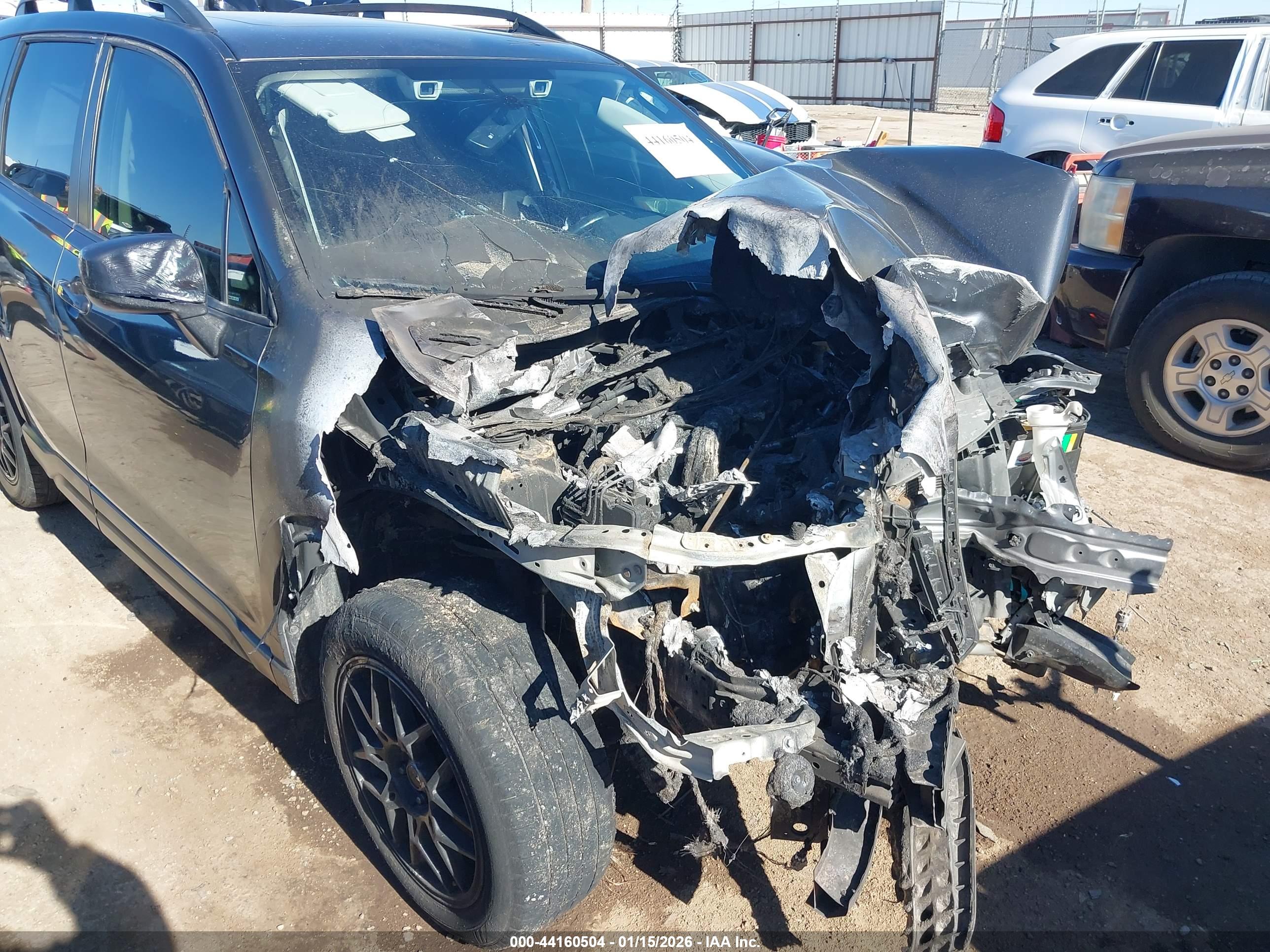 SUBARU FORESTER image 6