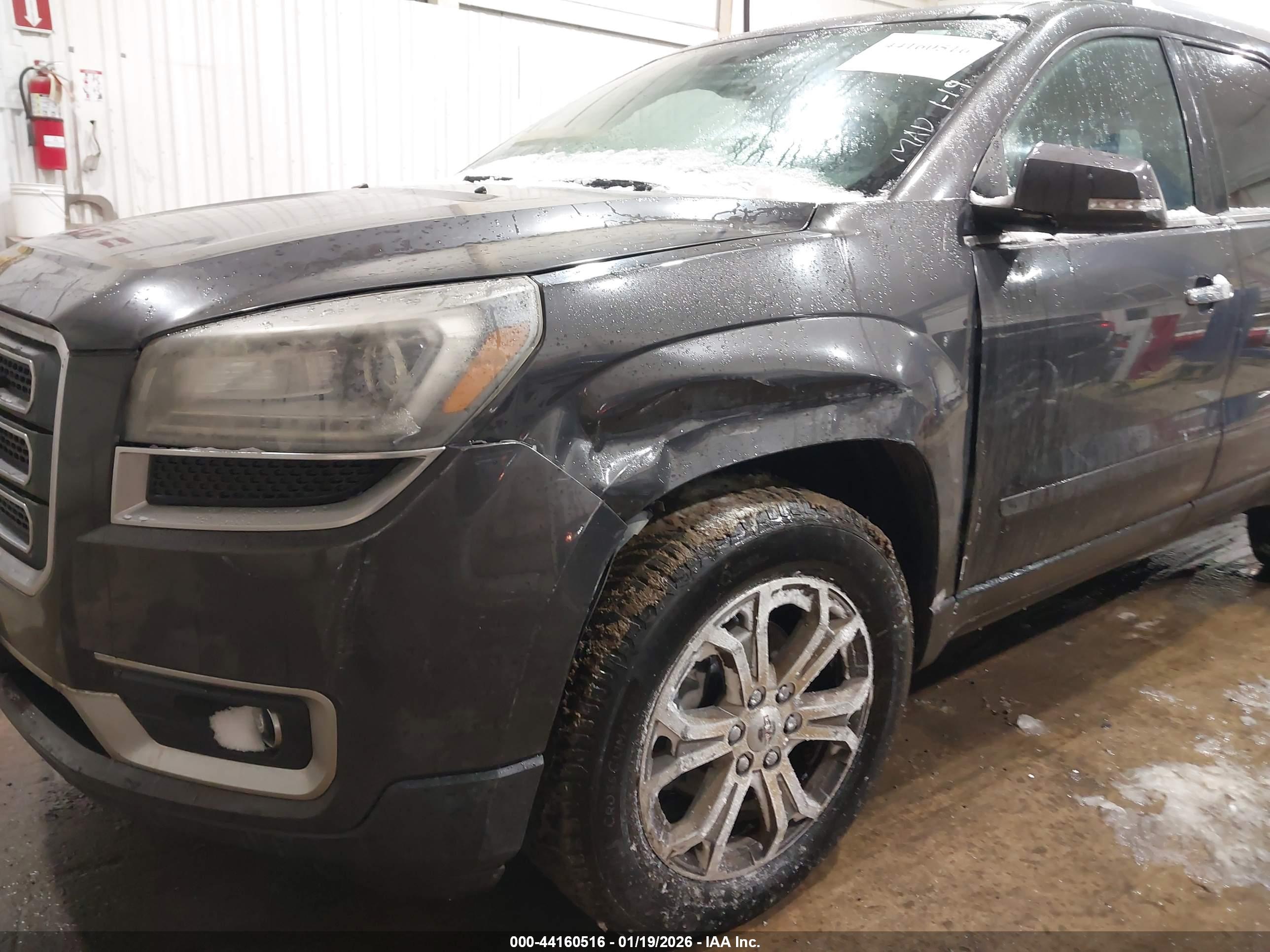 GMC ACADIA image 6