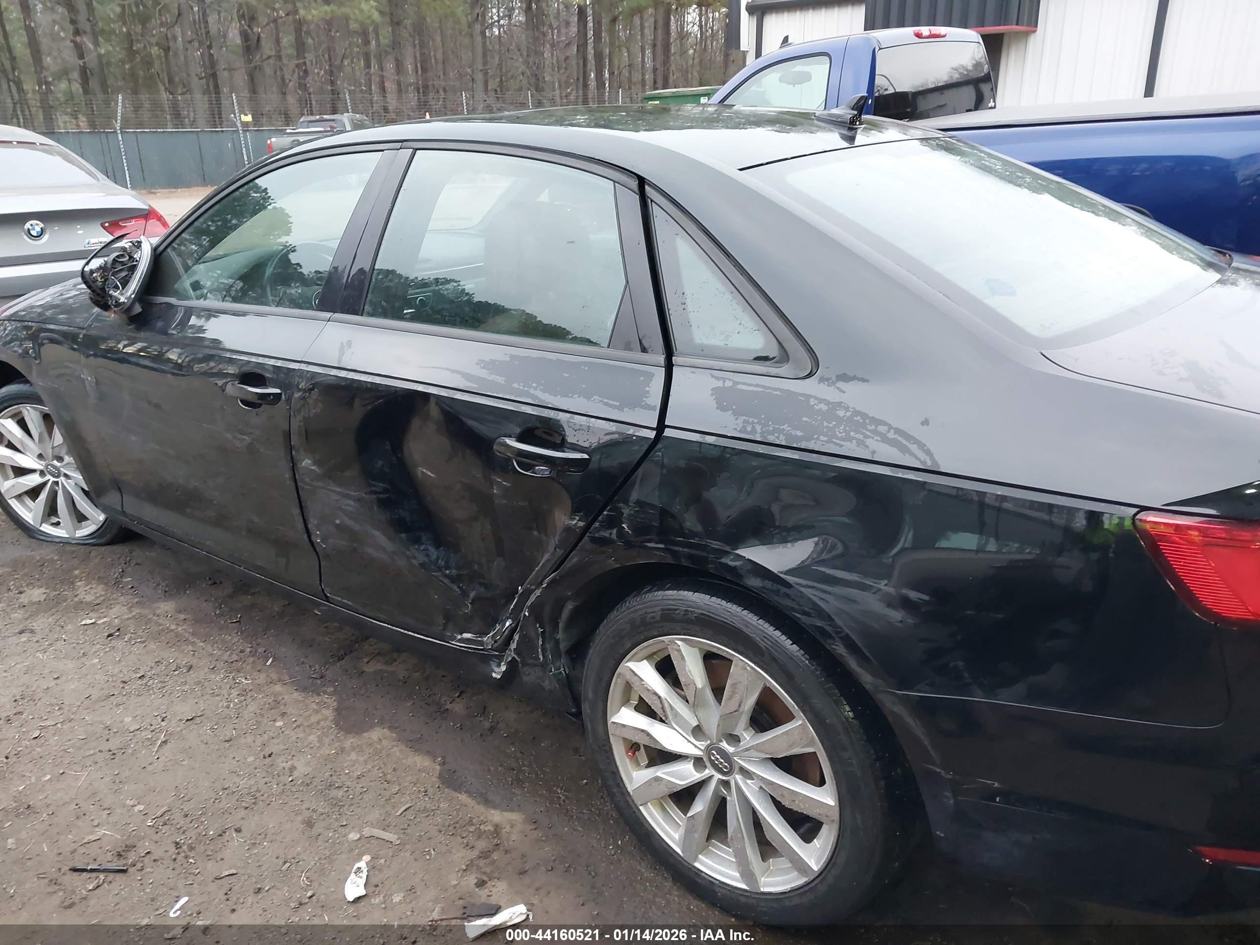 AUDI A4 image 6