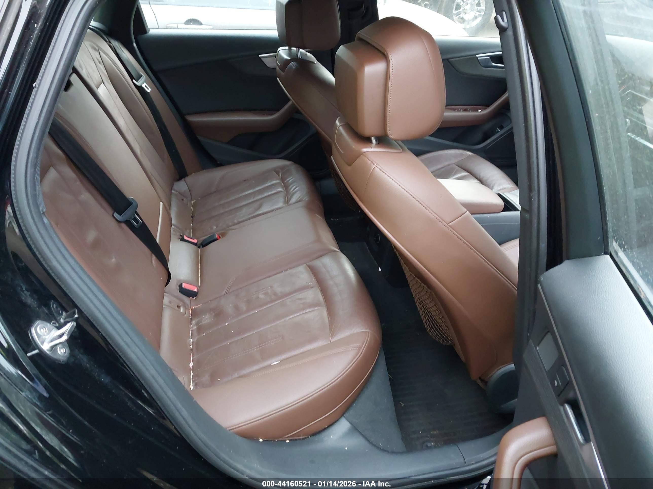 AUDI A4 image 8