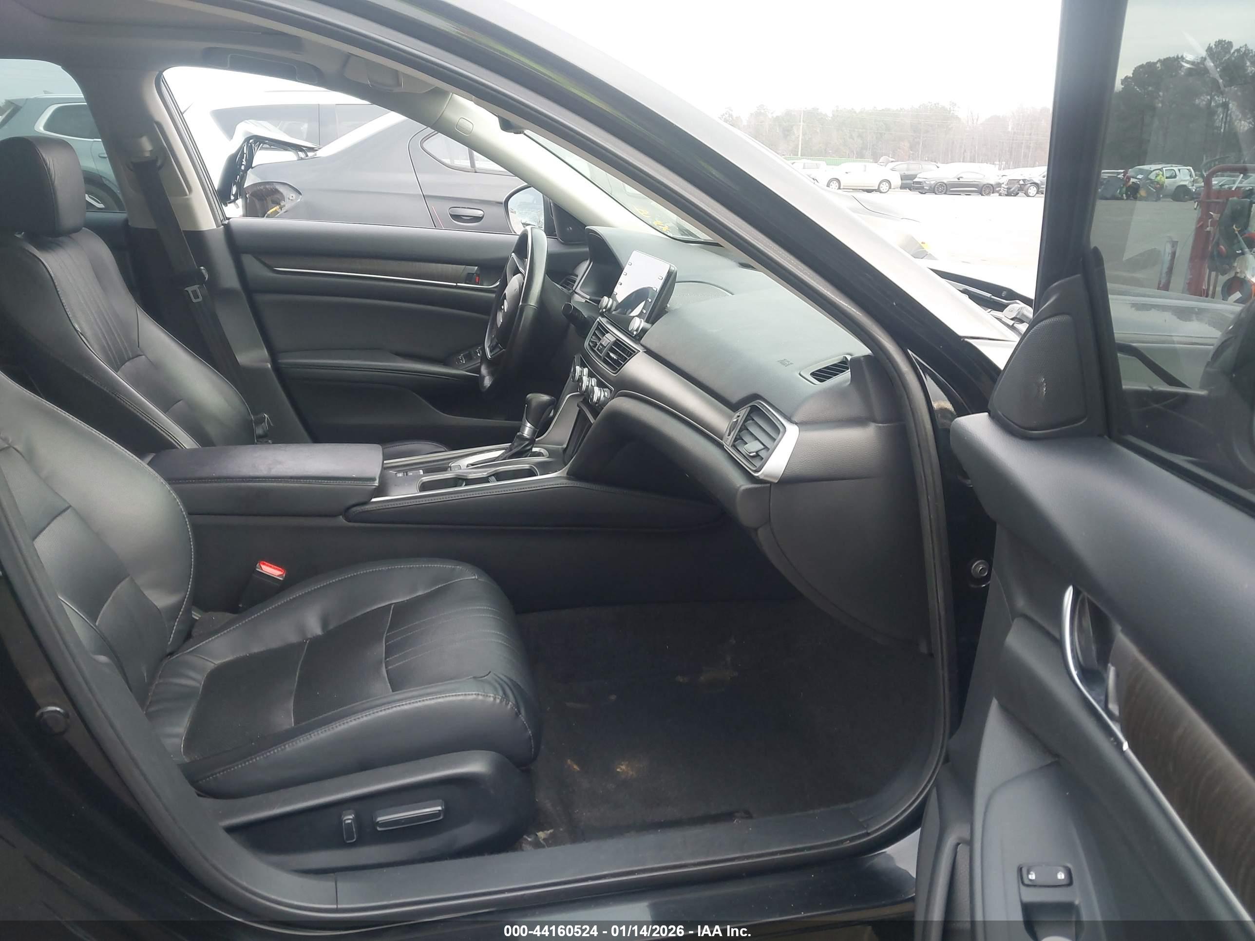 HONDA ACCORD image 5