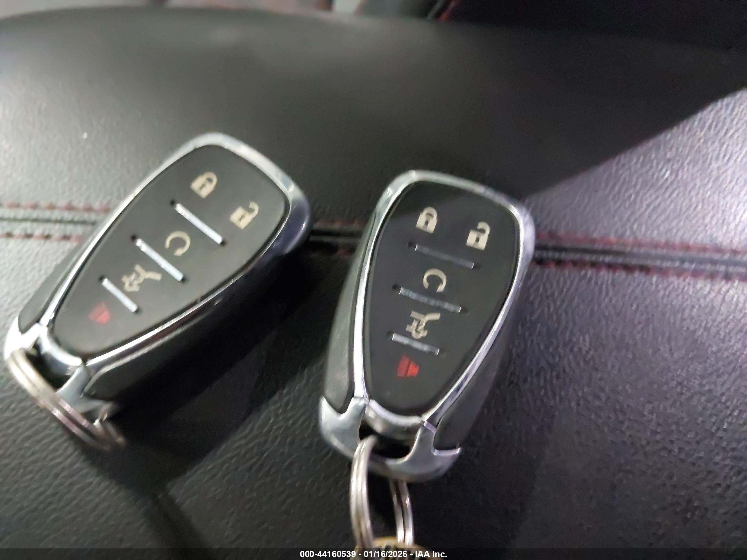 CHEVROLET EQUINOX image 11