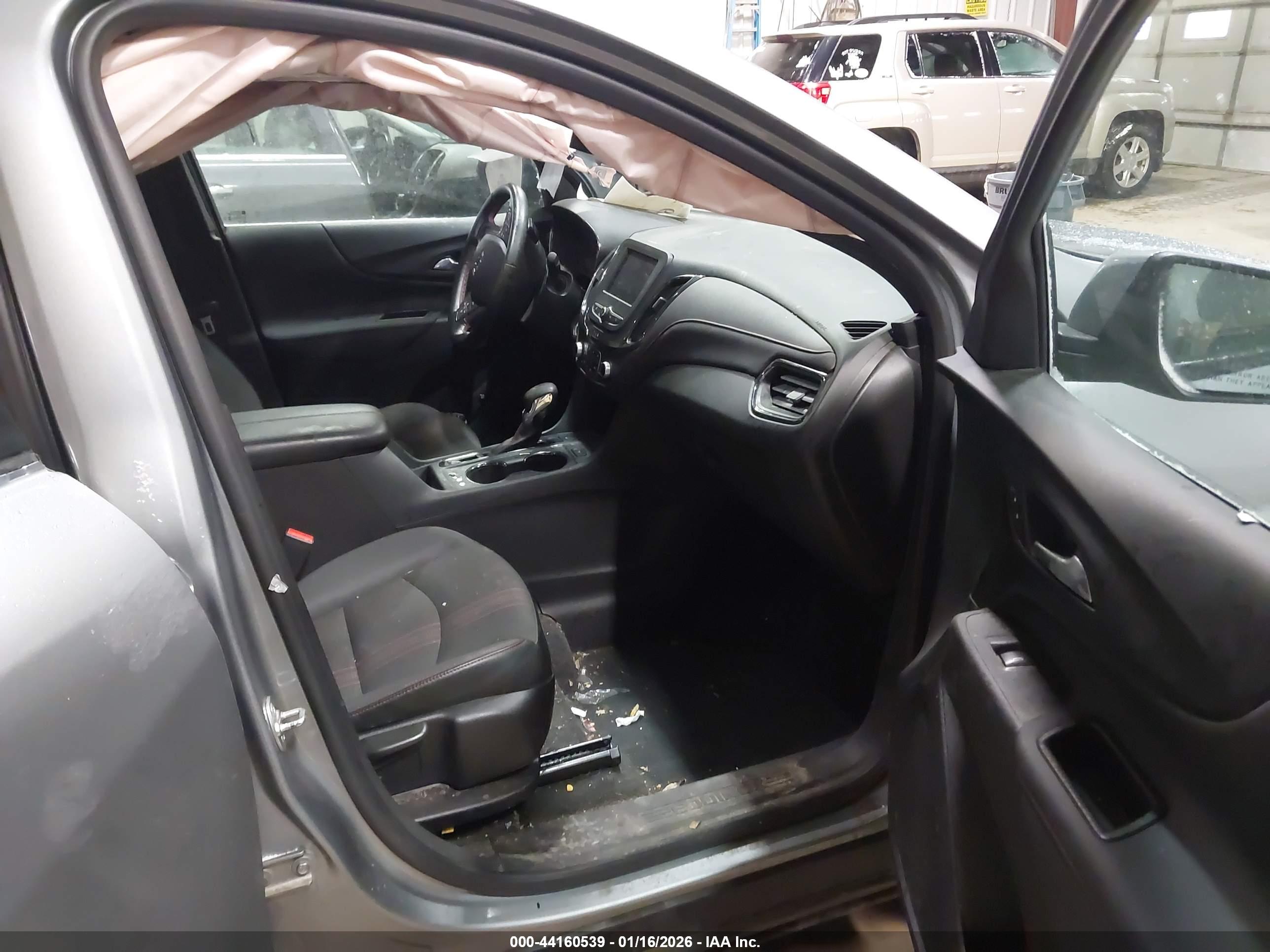 CHEVROLET EQUINOX image 5
