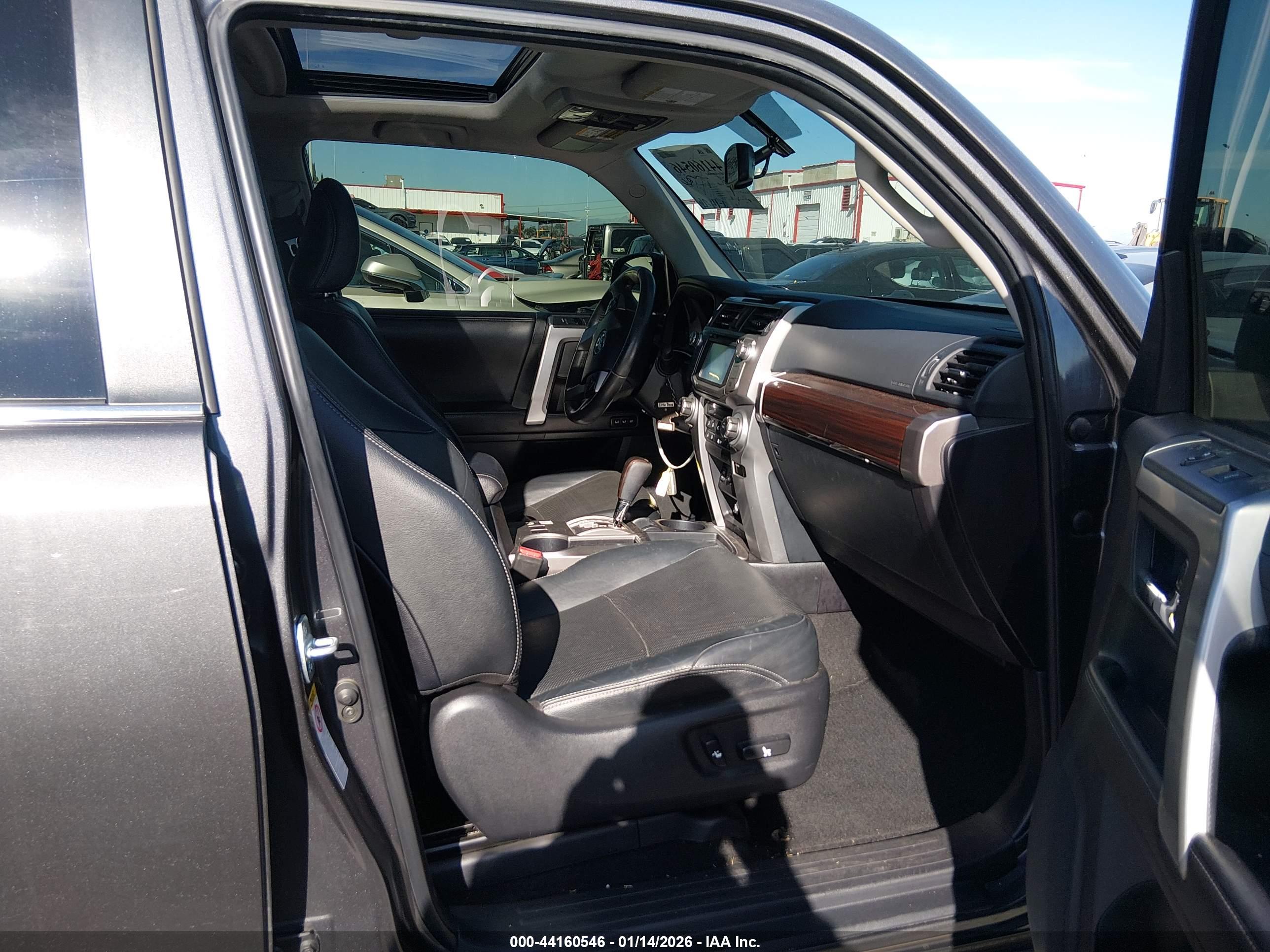 TOYOTA 4RUNNER image 5