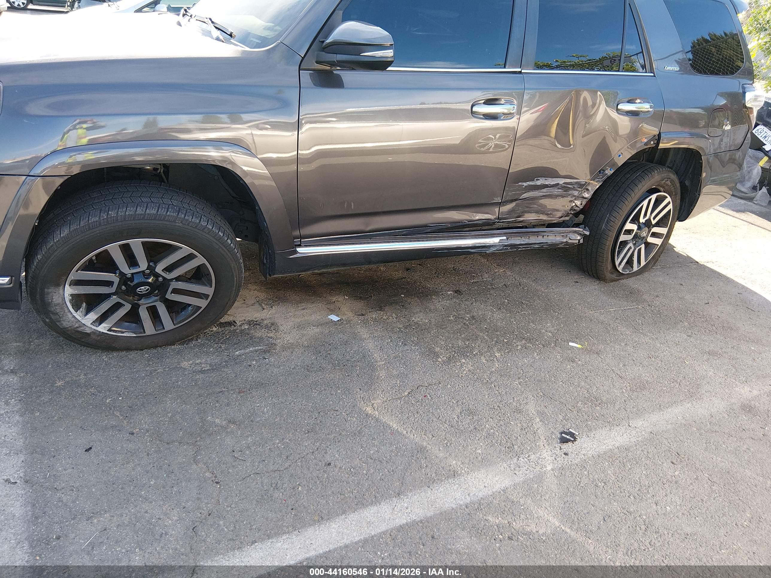 TOYOTA 4RUNNER image 6