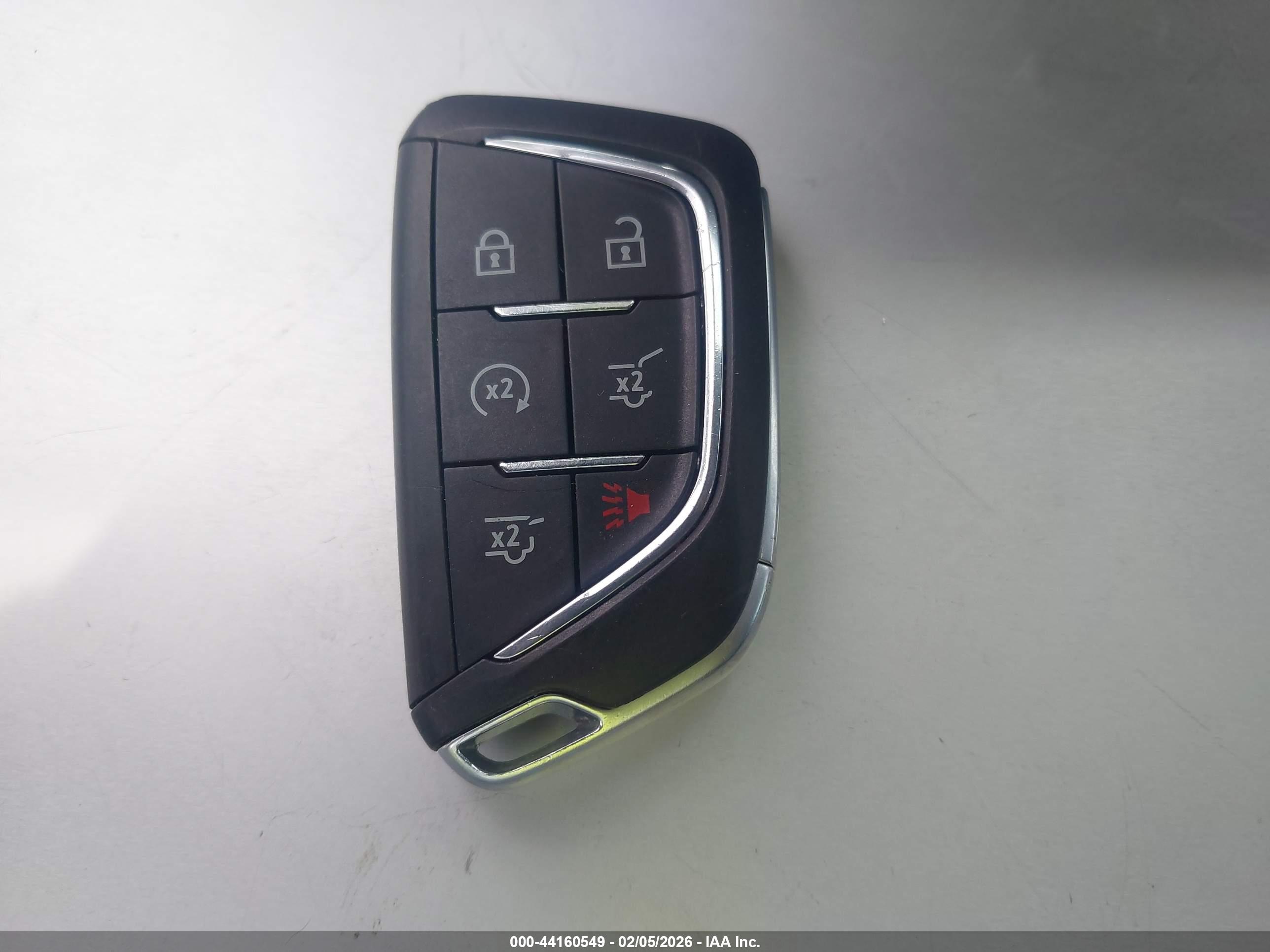 CADILLAC ESCALADE image 11