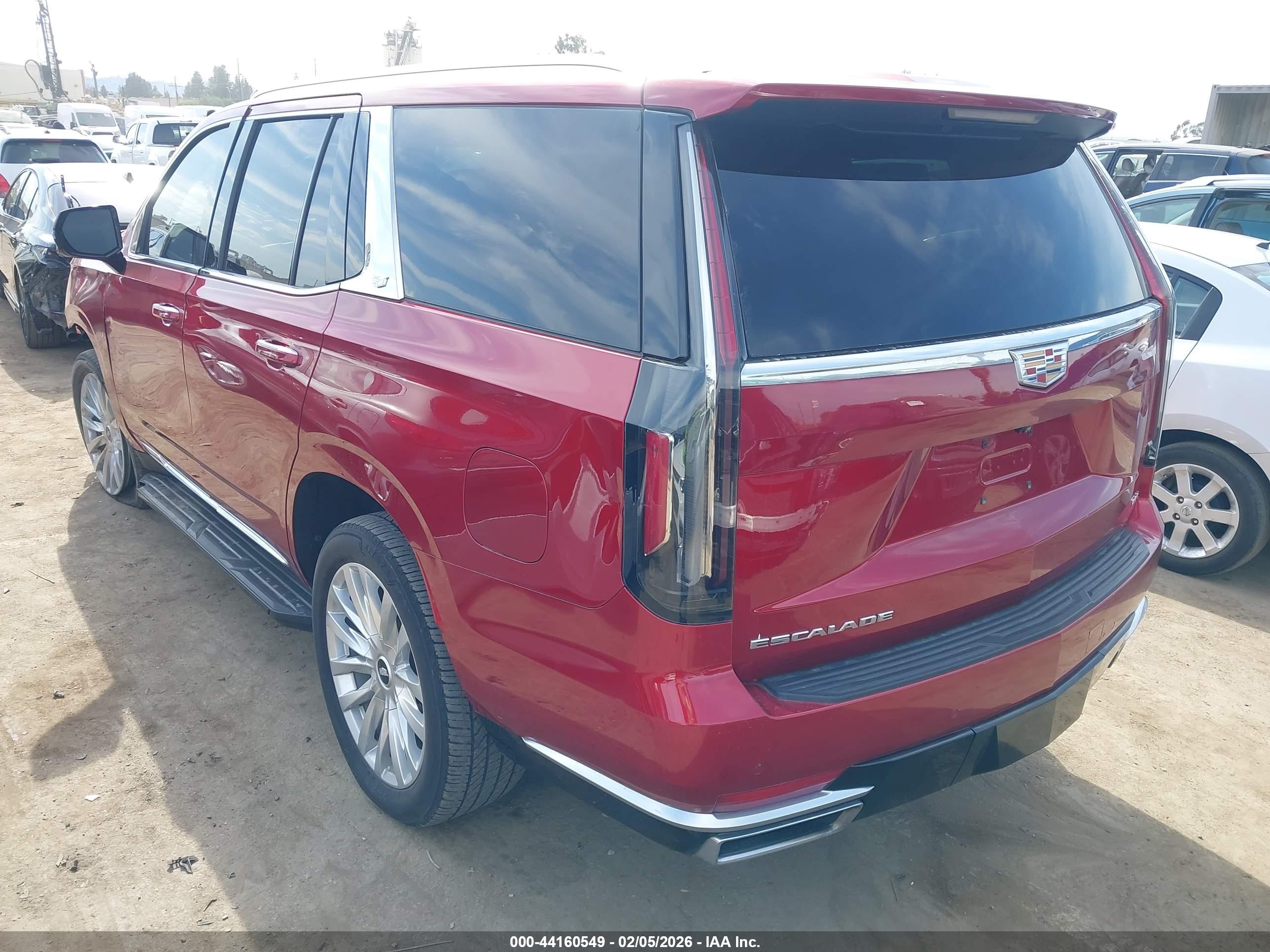 CADILLAC ESCALADE image 3