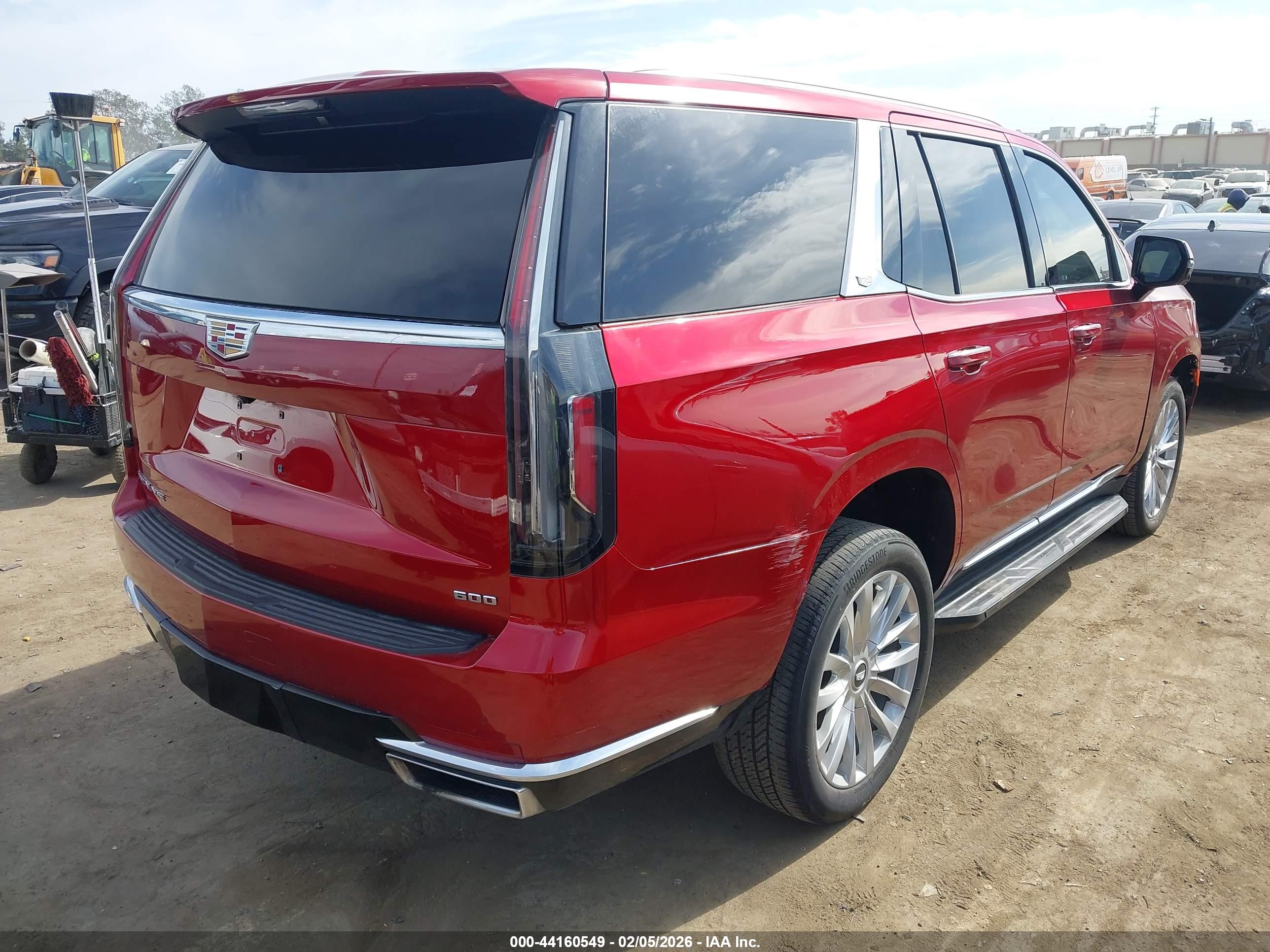 CADILLAC ESCALADE image 4