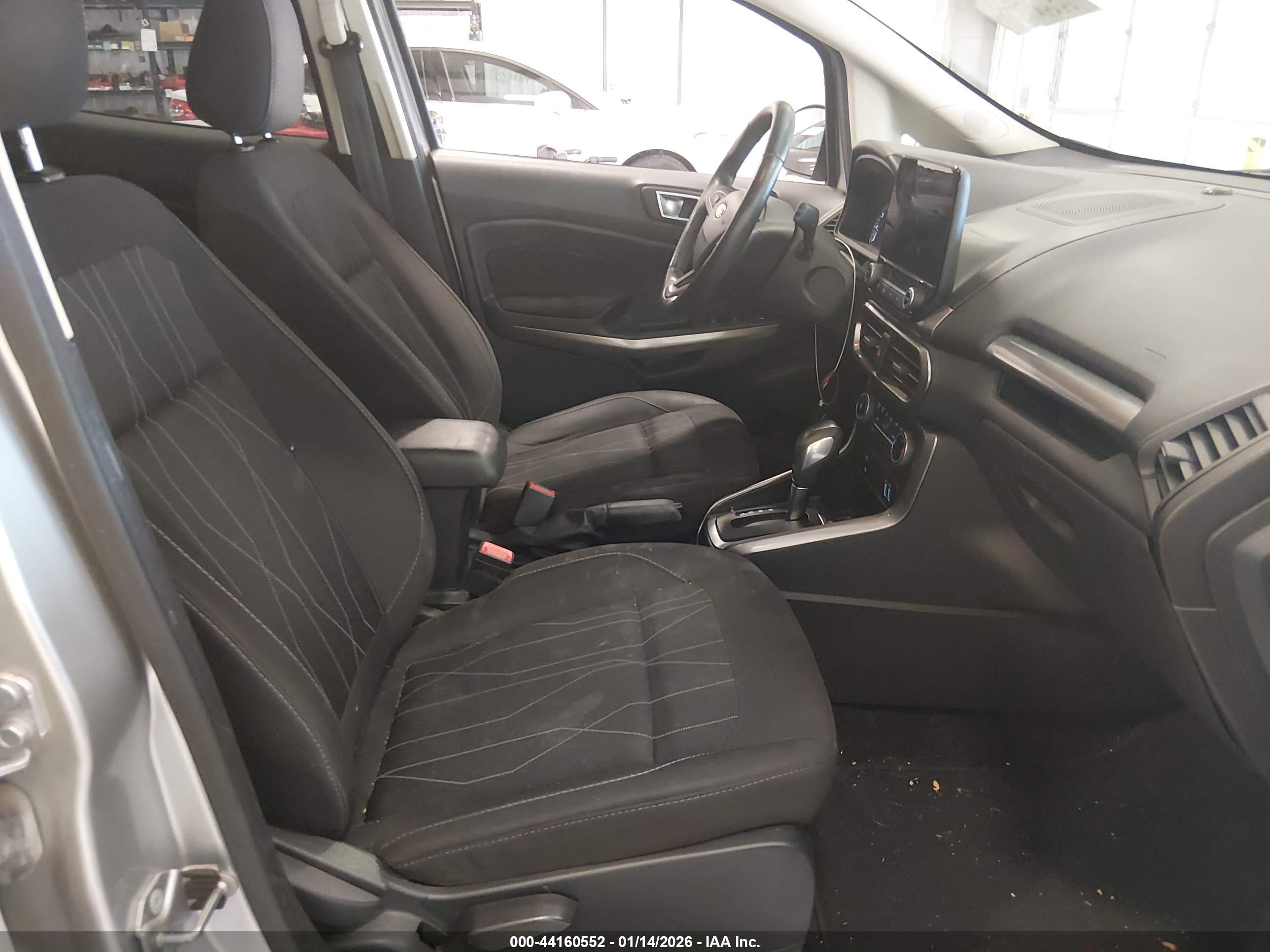 FORD ECOSPORT image 5
