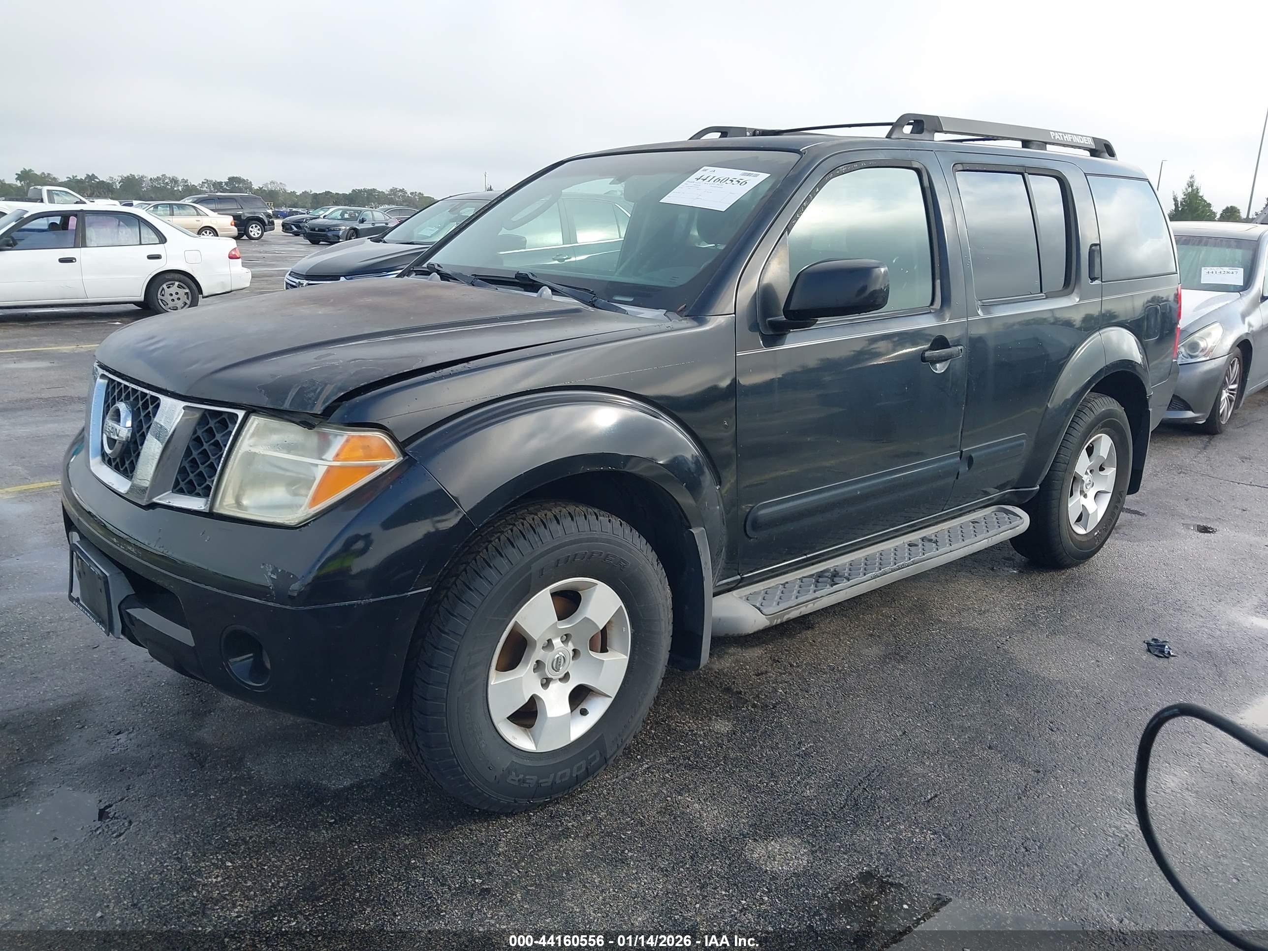NISSAN PATHFINDER image 2