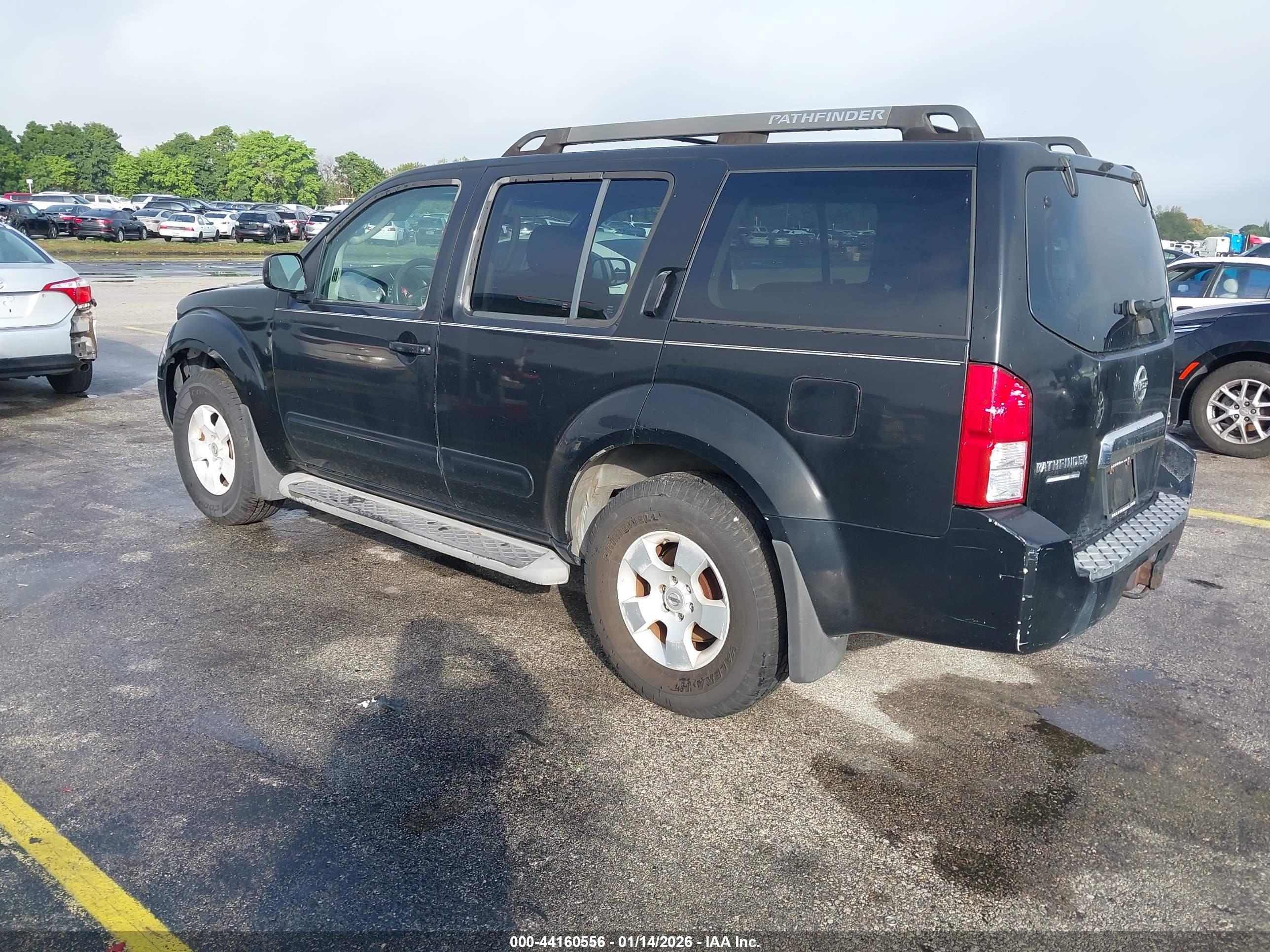 NISSAN PATHFINDER image 3