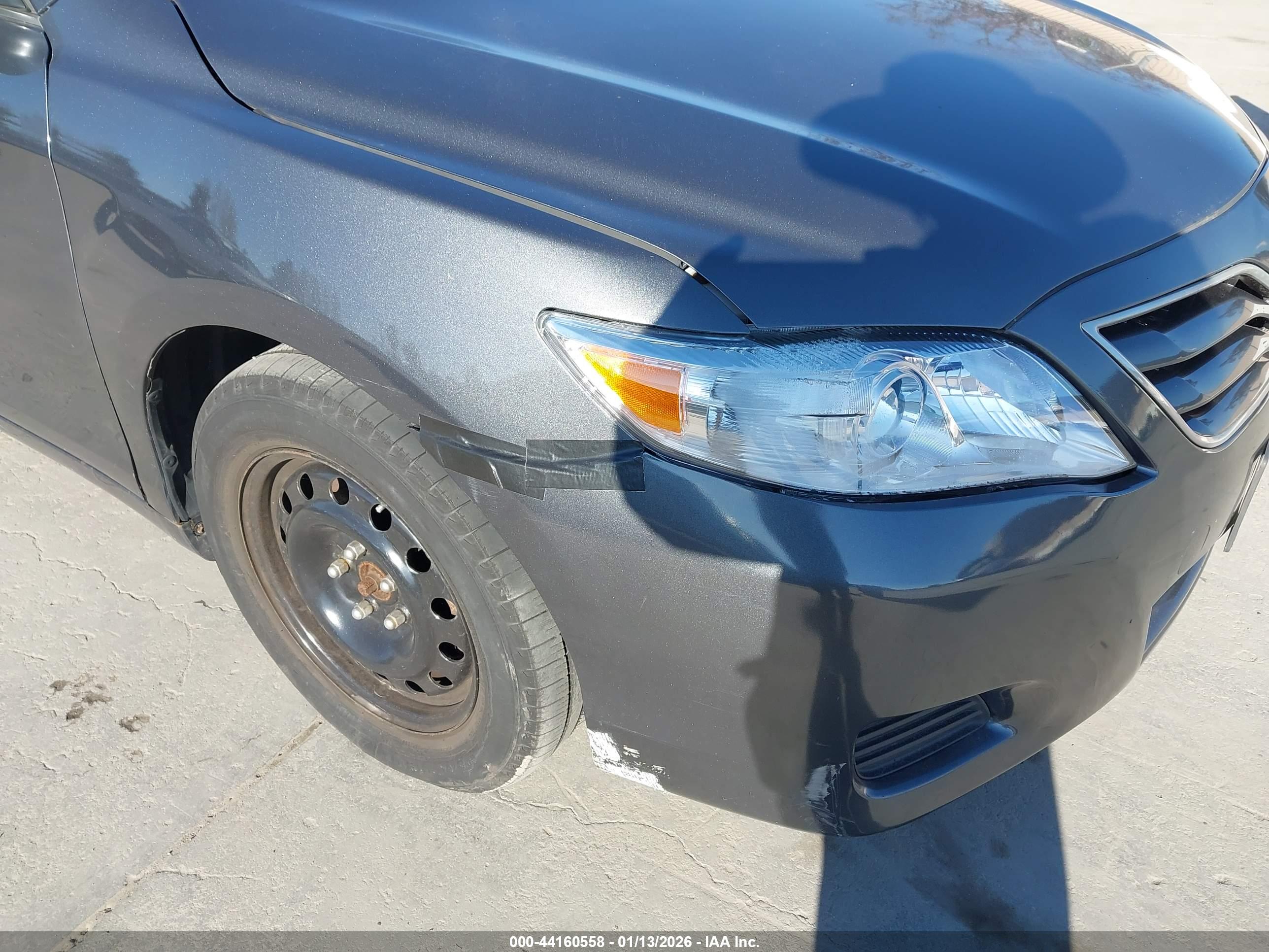 TOYOTA CAMRY image 6
