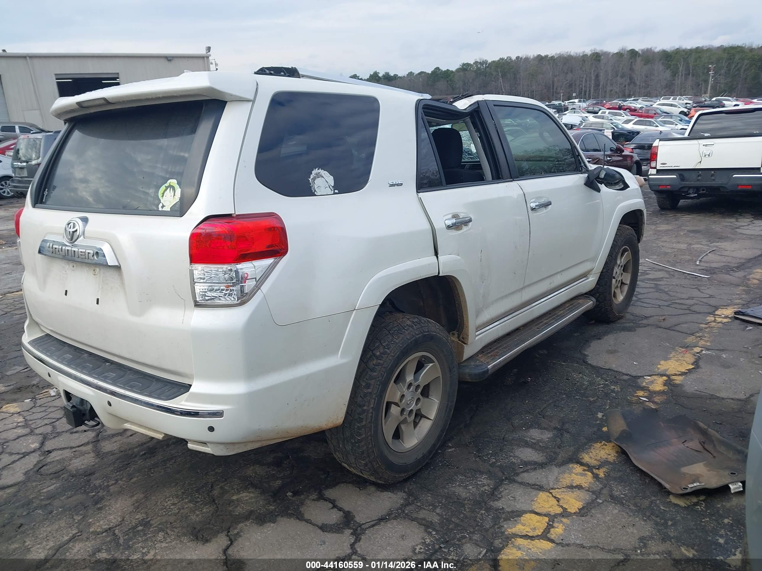 TOYOTA 4RUNNER image 4