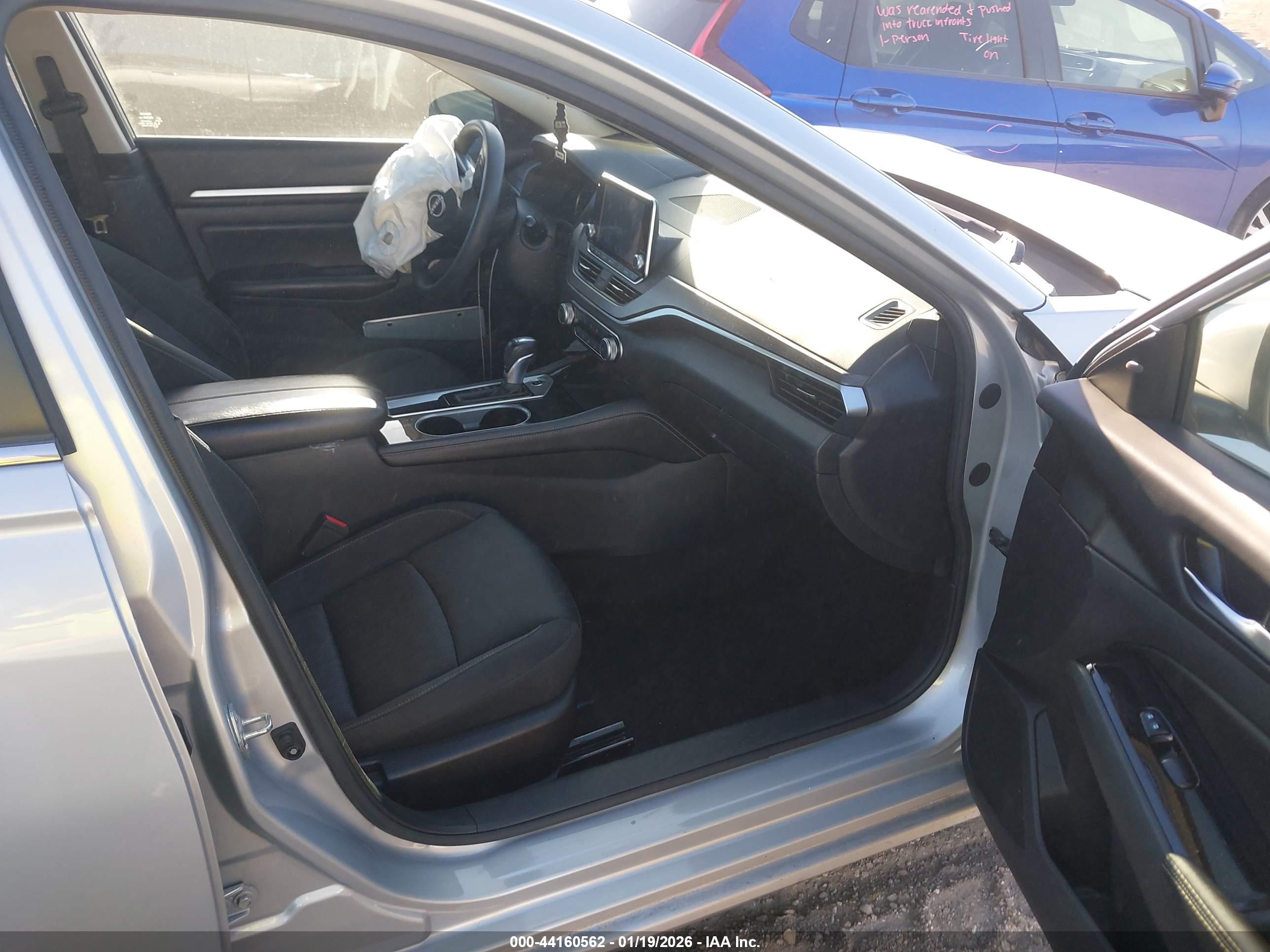 NISSAN ALTIMA image 5