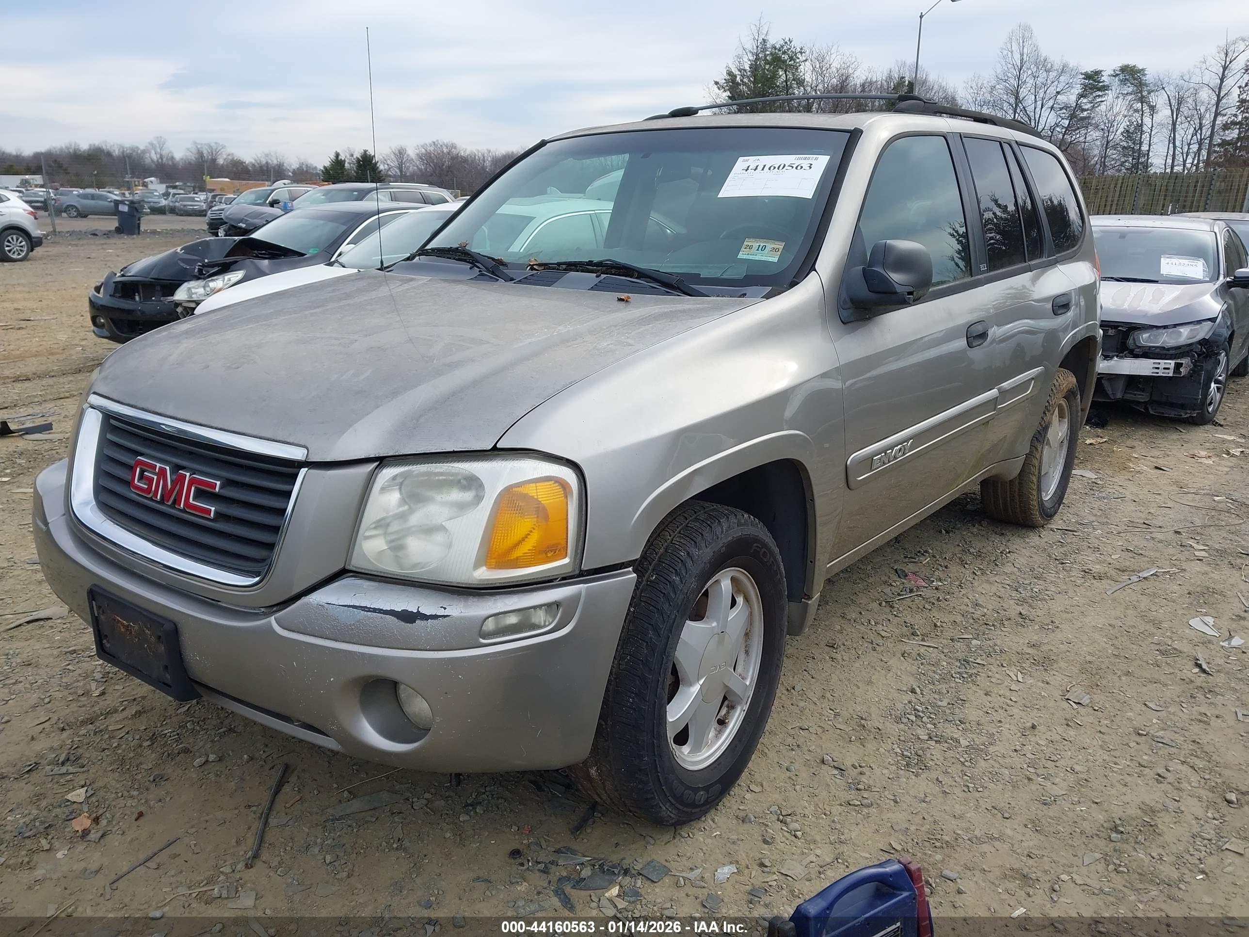 GMC ENVOY image 2