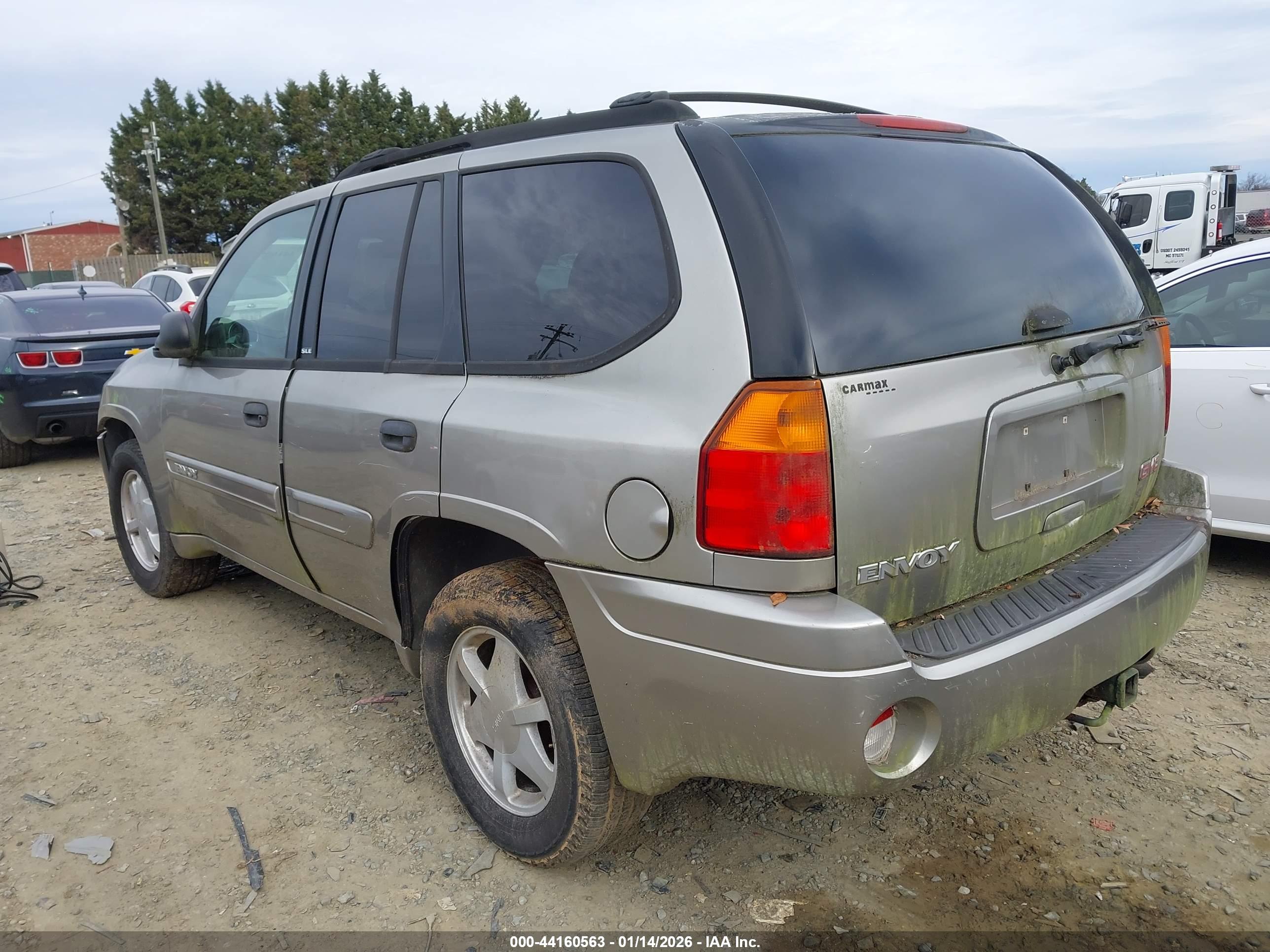 GMC ENVOY image 3