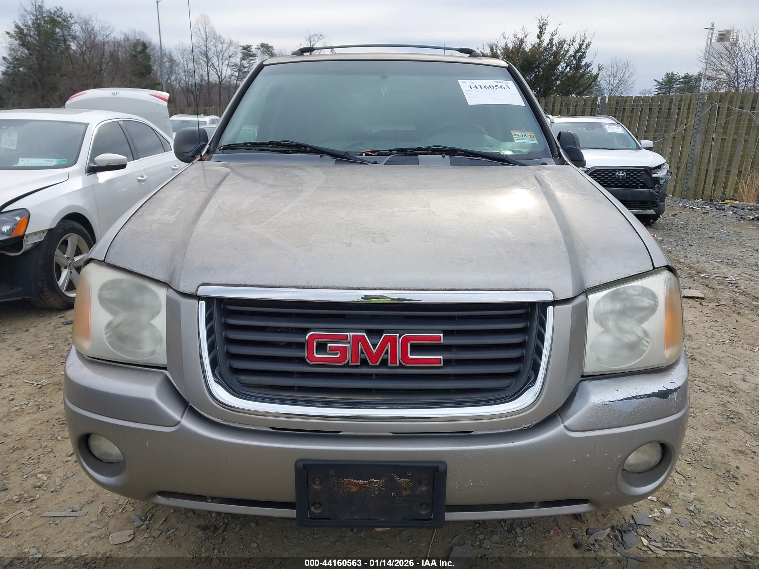 GMC ENVOY image 6