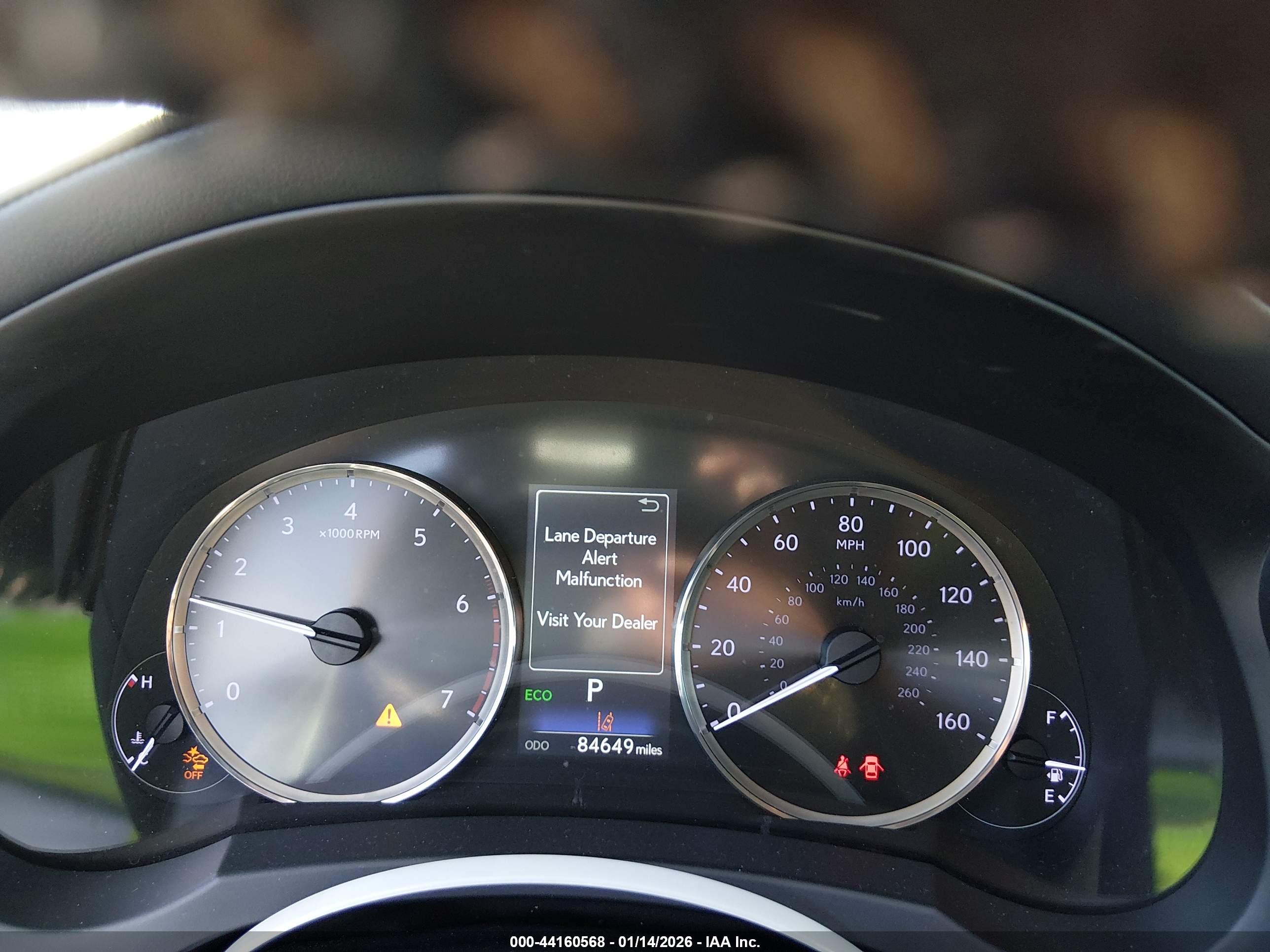LEXUS IS image 7