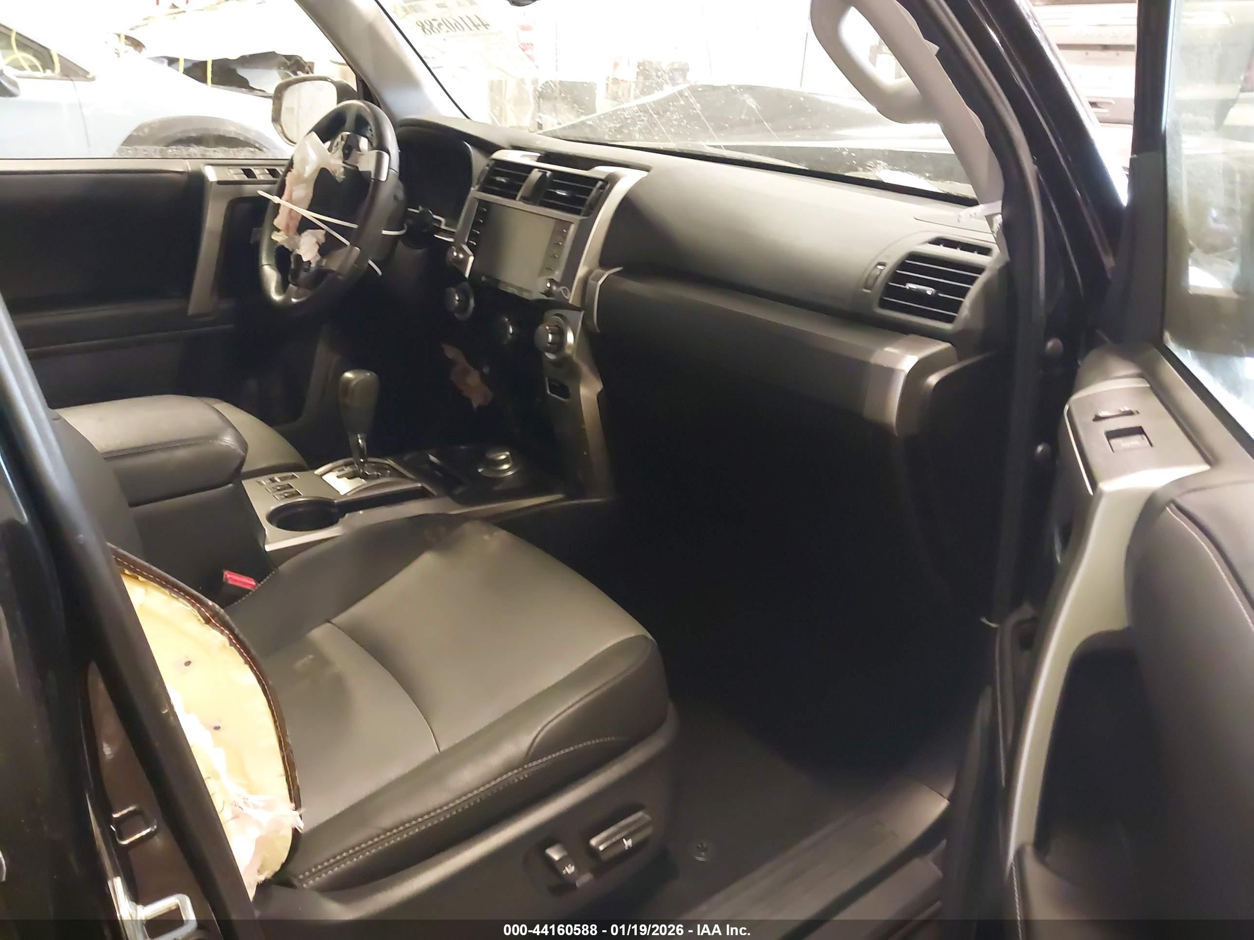 TOYOTA 4RUNNER image 5
